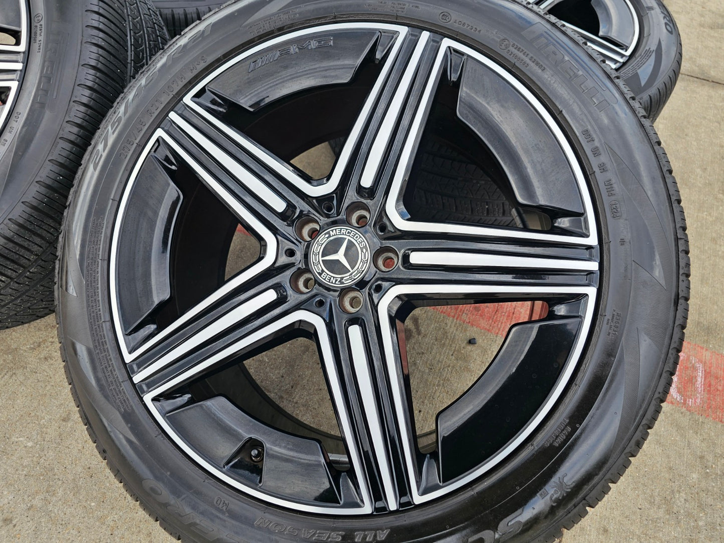 21" Mercedes GLE AMG OEM black wheels rims 85940 85941 tires 2024 2025 2026
