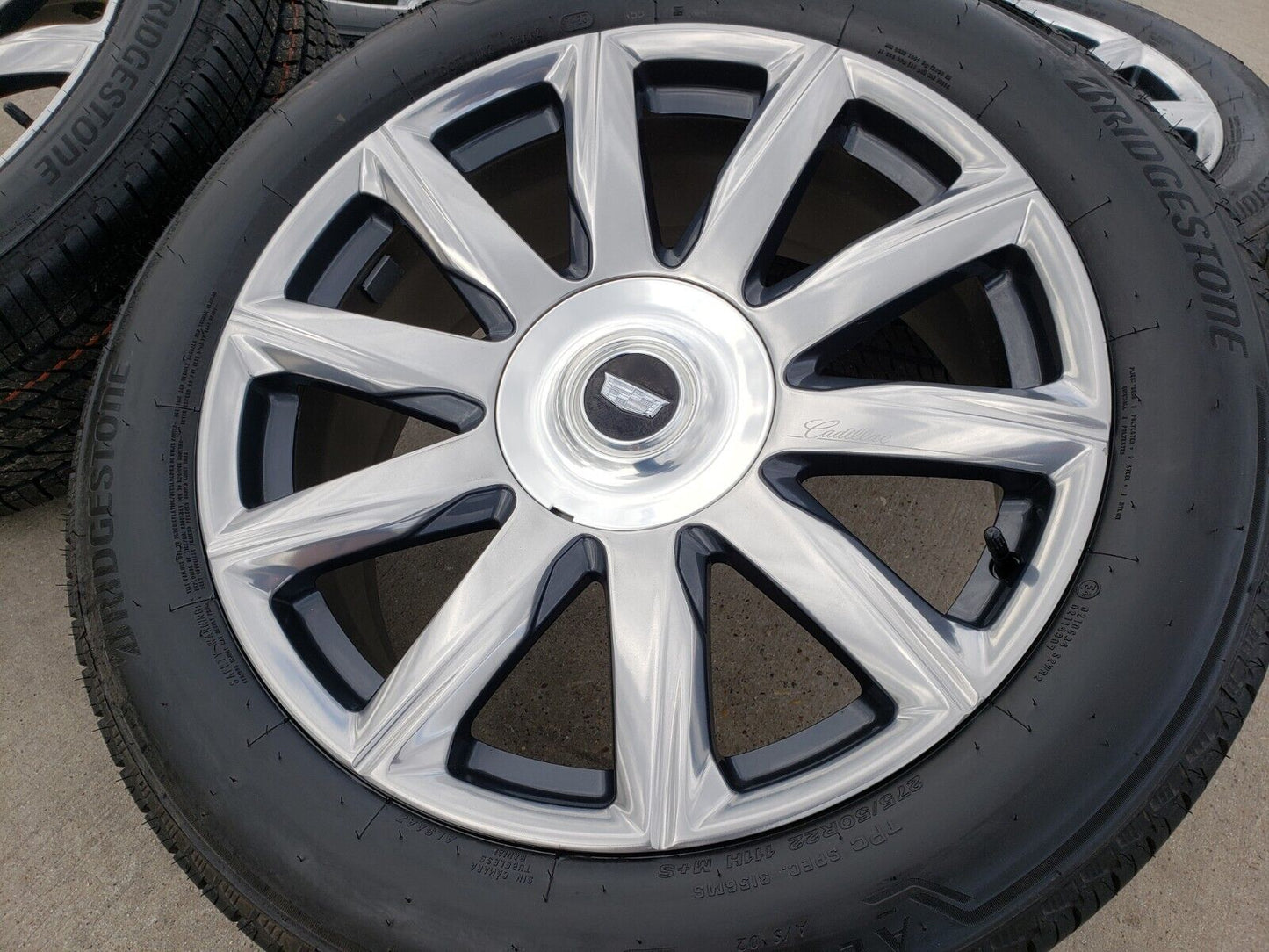 22" Cadillac Escalade Platinum OEM ORIGINAL wheels rims 95078 2023 2024 2025 NEW