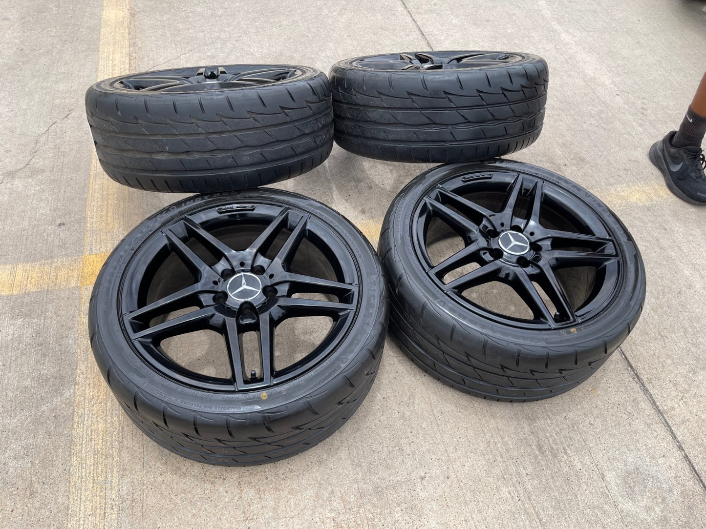 18" Mercedes E350 E550 C300 C E S Class AMG OEM 85458 85398 wheels rims tires