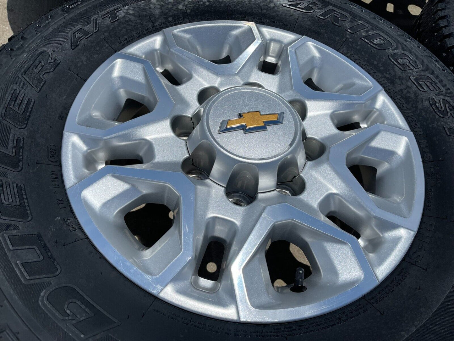 18" Chevy Silverado 2500 3500 OEM 5959 wheels rims tires 2022 2023 2024 2025 NEW