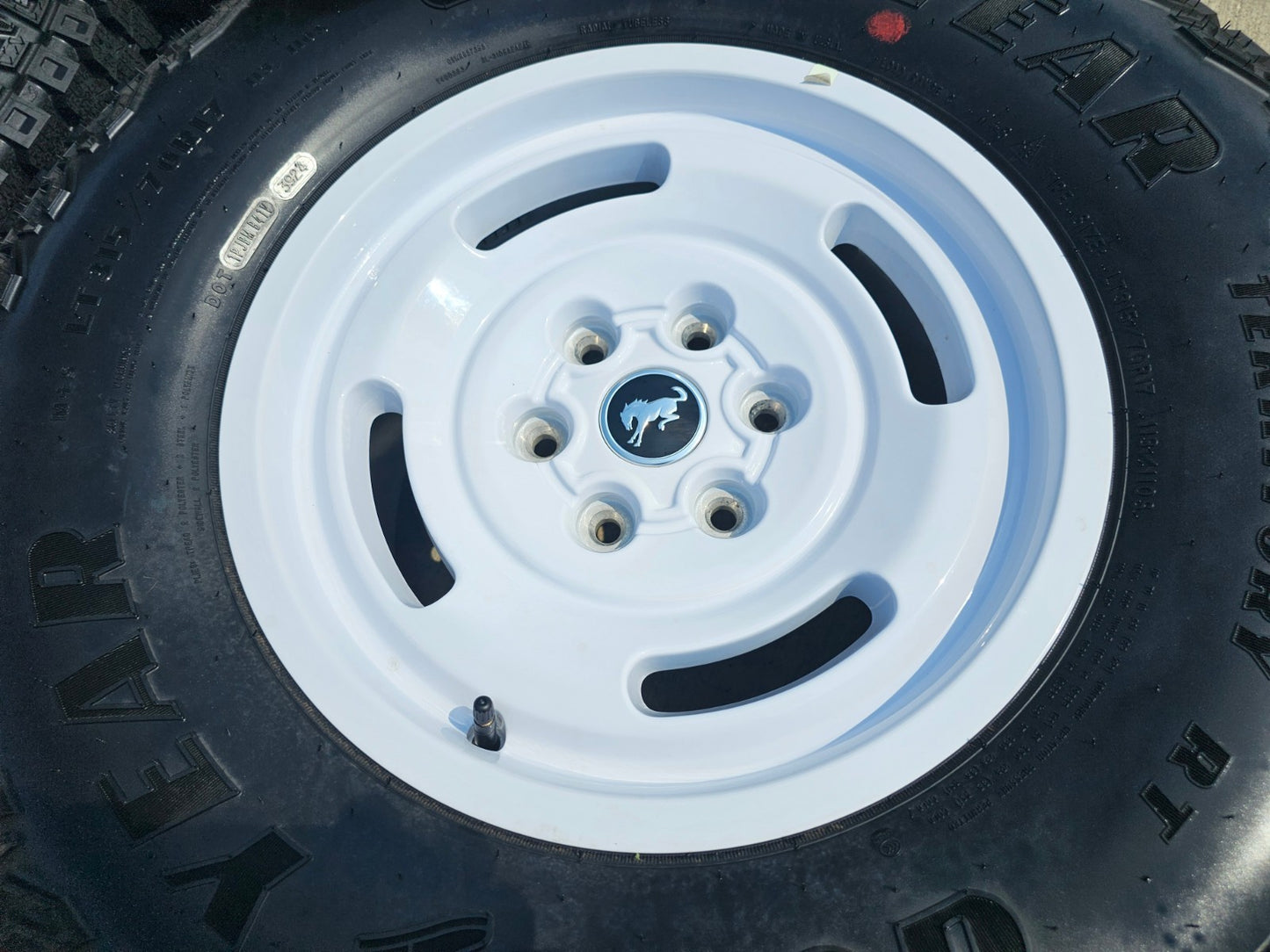 17" Ford Bronco HERITAGE Limited Edition wheels rims white 2025 2026 NEW 35"