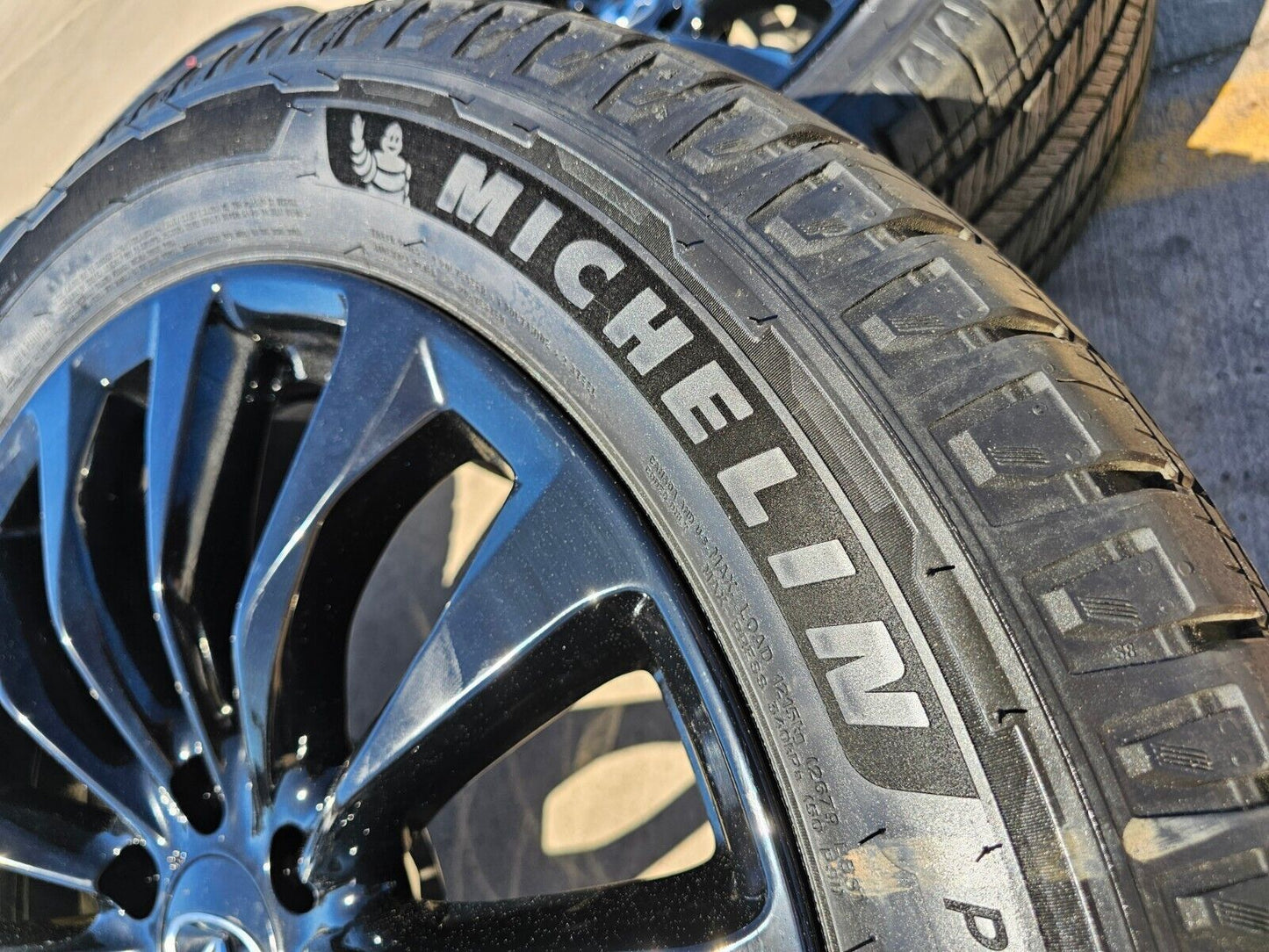 22" Infiniti QX80 QX56 OEM wheels rims 62799 73770 Nissan Titan Armada NEW