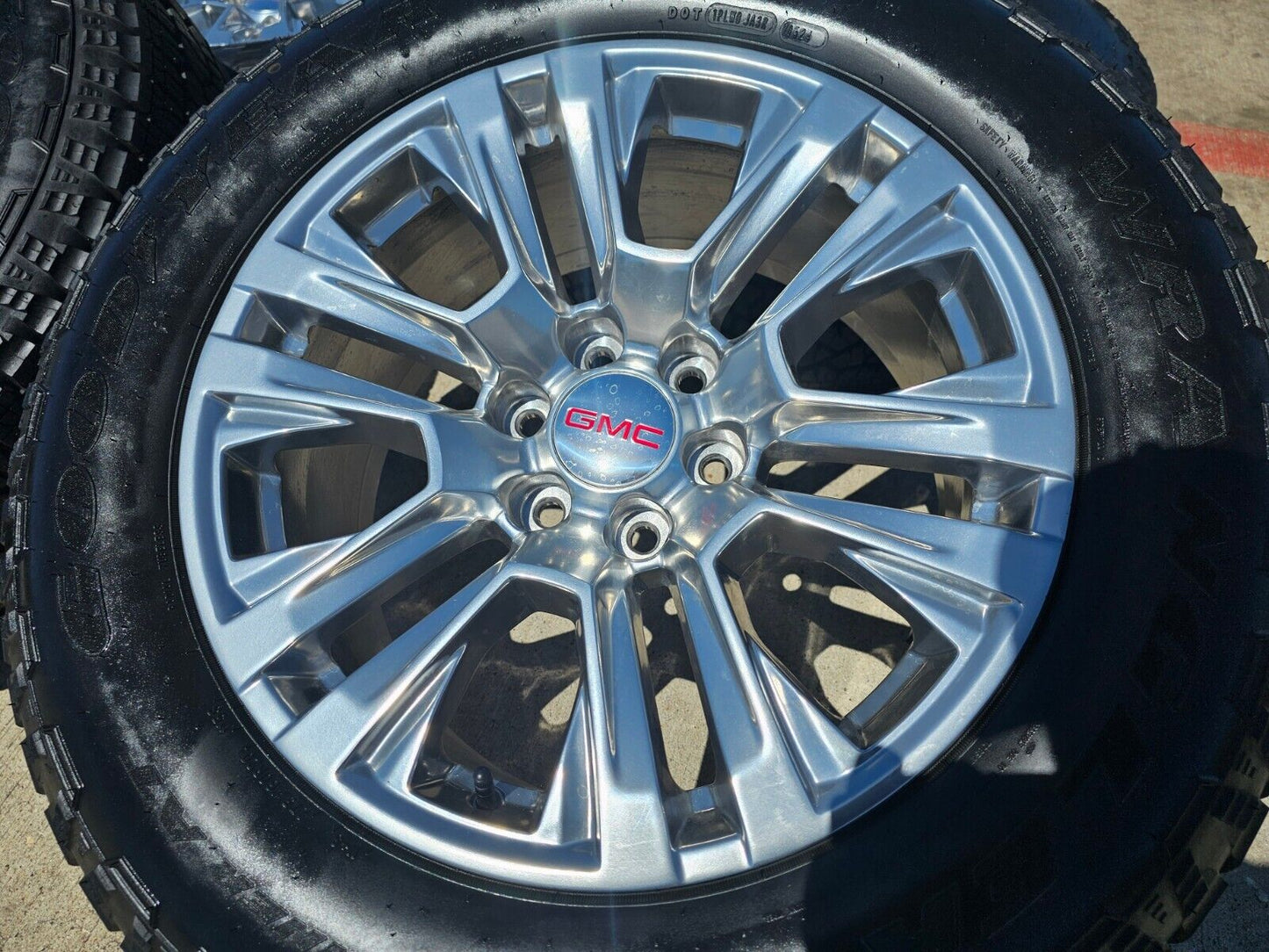 20" GMC Sierra Yukon DENALI OEM 5917 wheels rims 2022 2023 2024 2025 NEW A/T