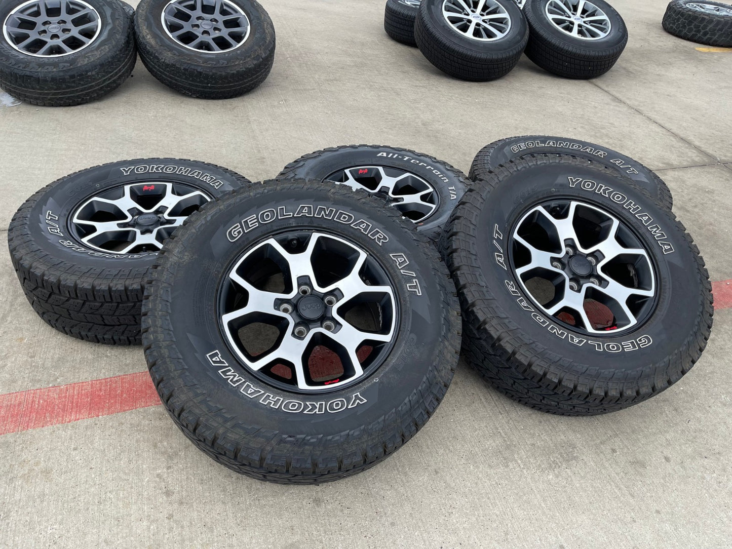 17" Jeep Wrangler Rubicon OEM 9218 Black wheels rims Gladiator 33"