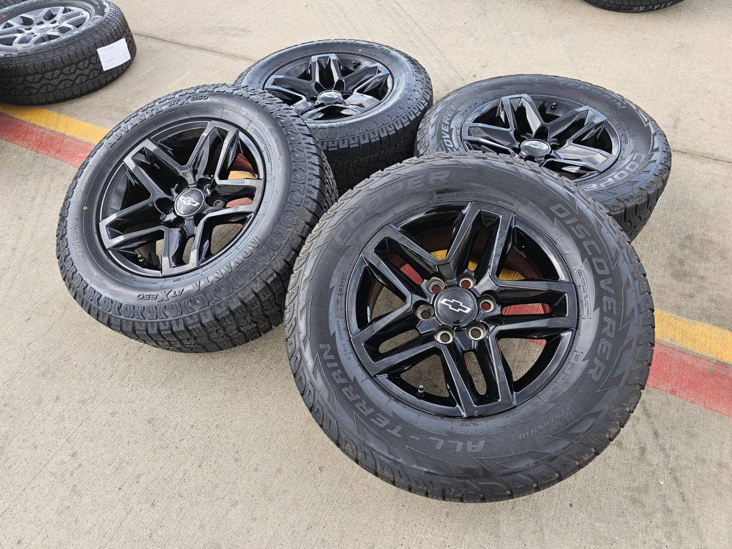 18" Chevy Silverado Tahoe Z71 ZR2 OEM 5911 wheels rims tires
