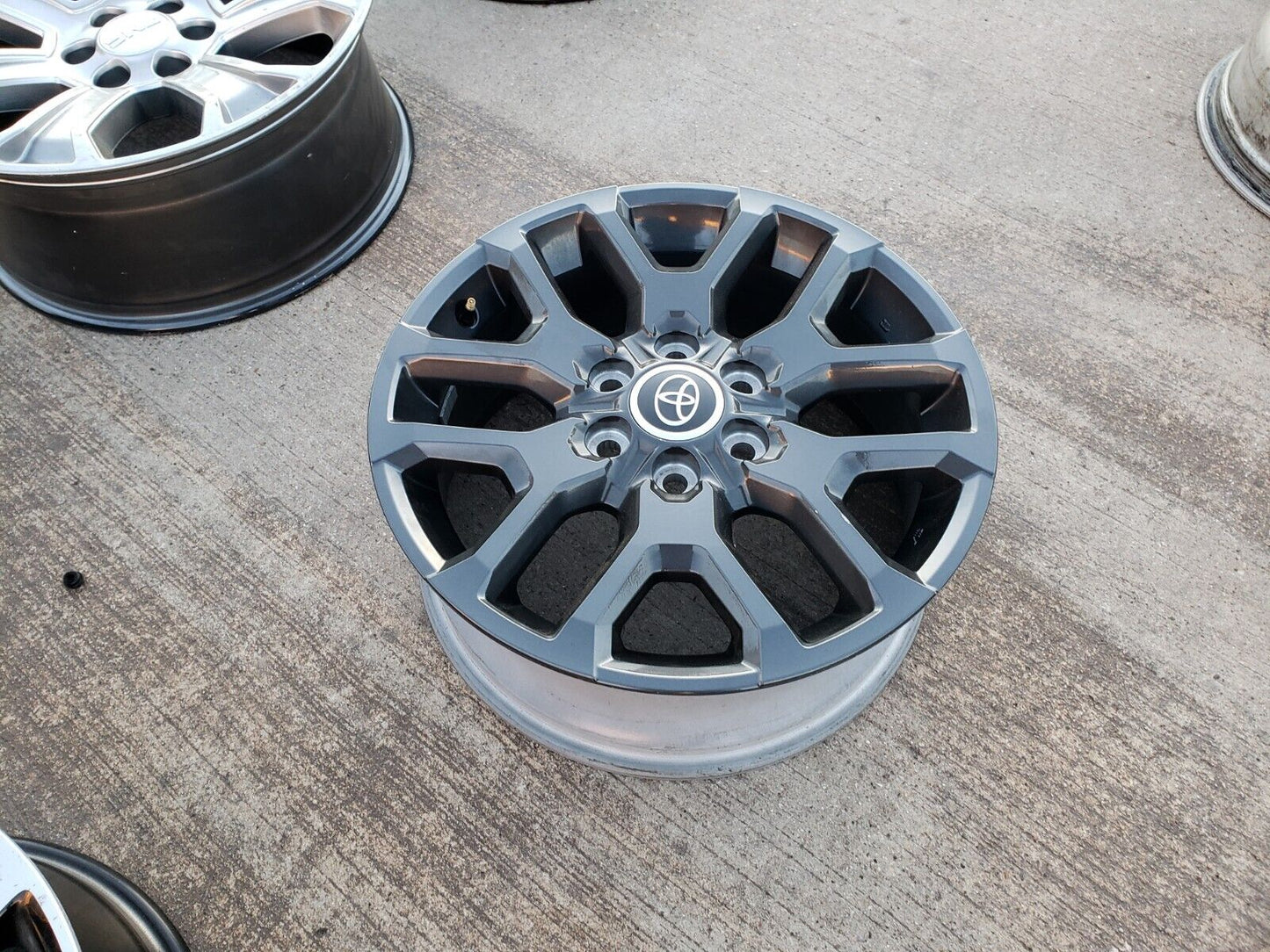 20" Toyota Tundra TSS TRD OEM wheel rim 95359 75277 Sequoia 2022 2023 2024 2025