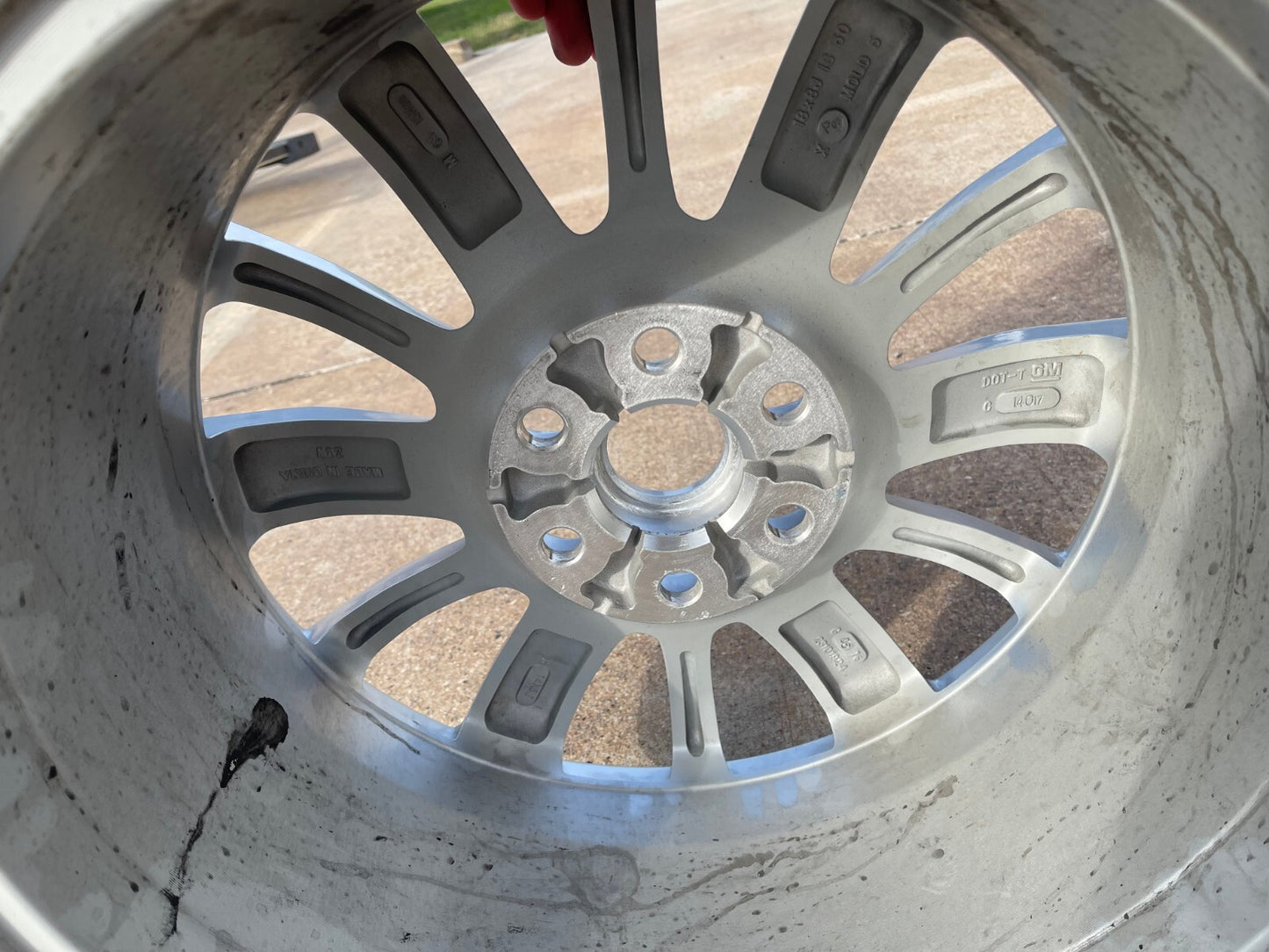 18" Cadillac XT6 XT5 SRX OEM wheel rim spare Blazer Acadia 4799 4798