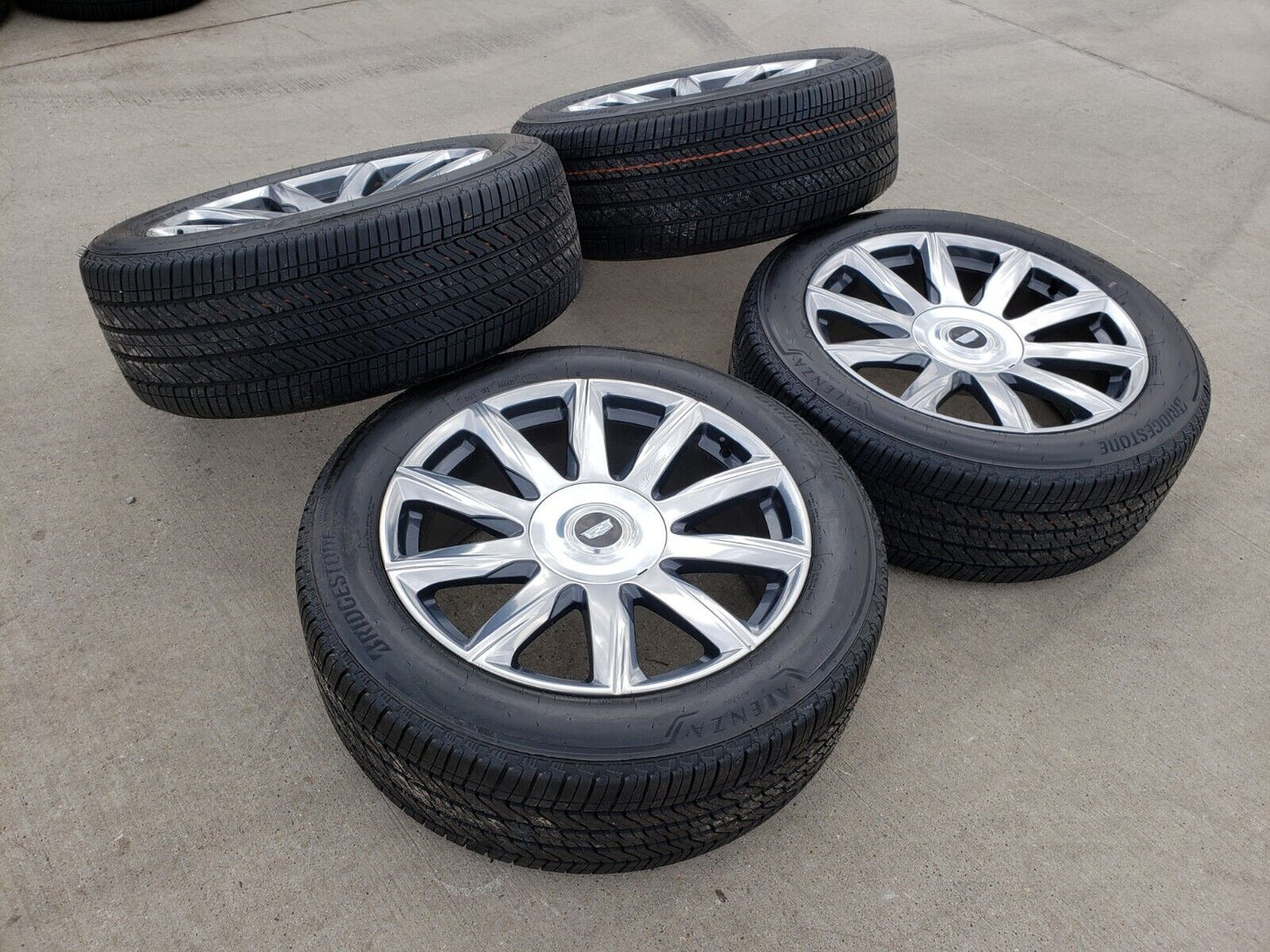22" Cadillac Escalade Platinum OEM ORIGINAL wheels rims 95078 2023 2024 2025 NEW