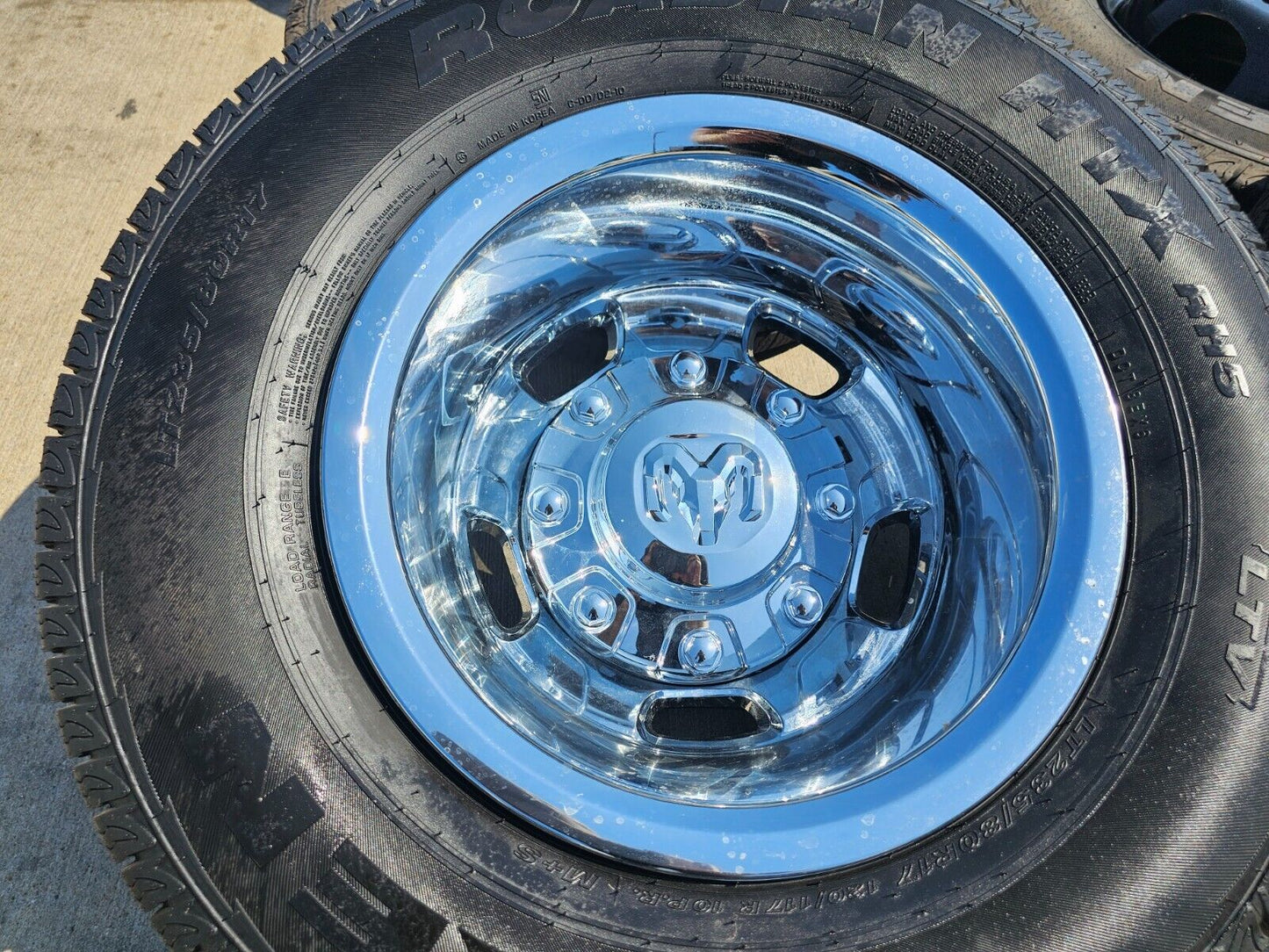 17" Dodge Ram 3500 Dually Laramie 8x200 wheels rims 2703 2704 OEM 2024 2025 NEW