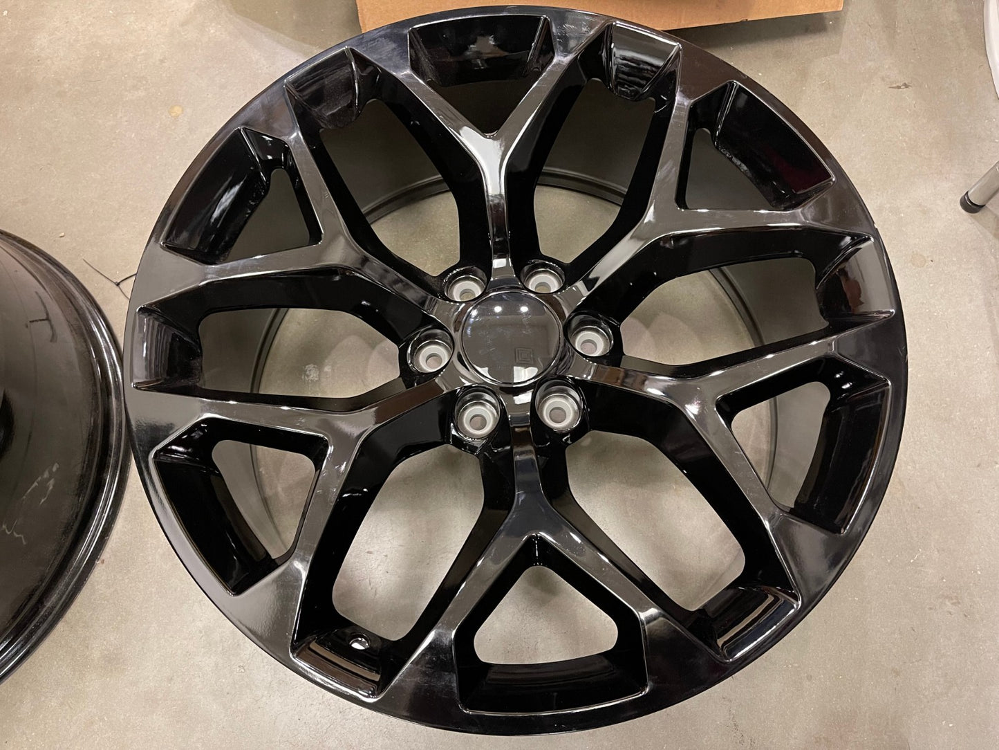 22" 22x9 GMC Yukon Chevy Tahoe 1500 OEM replica wheel rim 5668 spare NEW