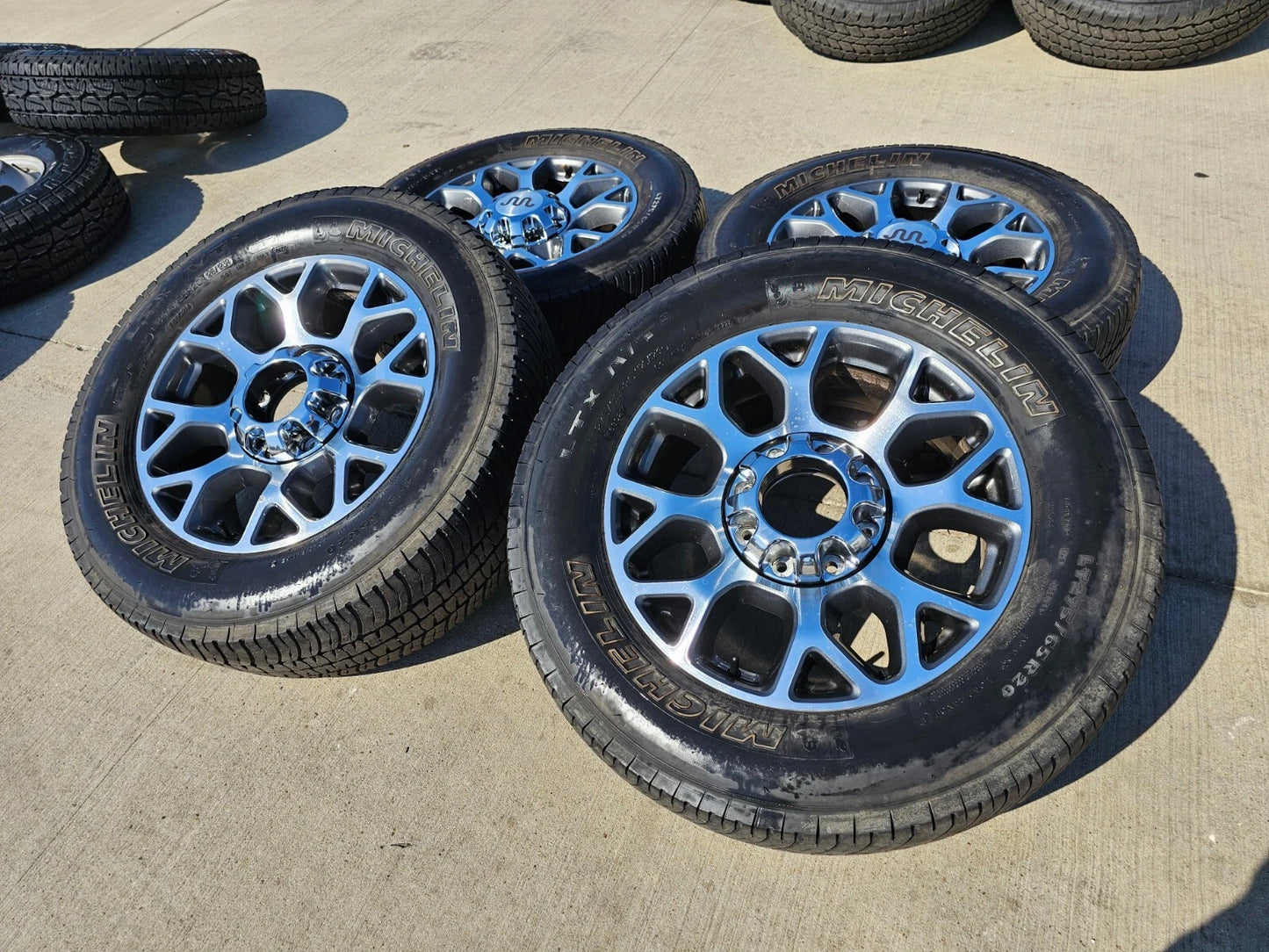 20" Ford F-250 F-350 OEM King Ranch Lariat wheels rims 10292 10293 tires