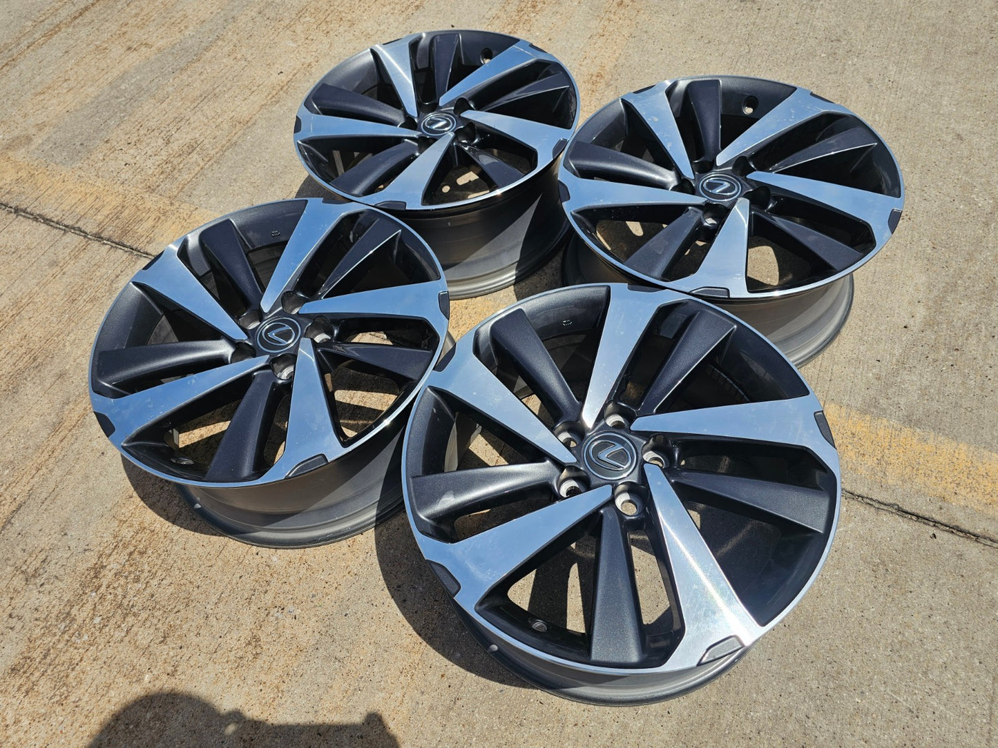 18" Lexus NX200T OEM wheels rims 74372 Camry Avalon RAV4