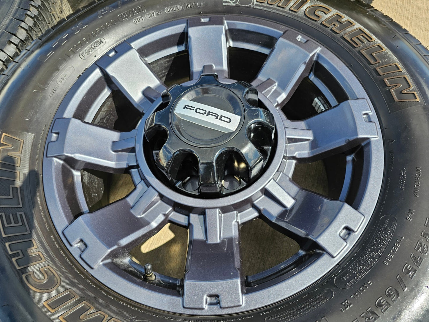 20" Ford F-250 F-350 OEM gray Lariat 10485 10296 wheels rims MICHELIN
