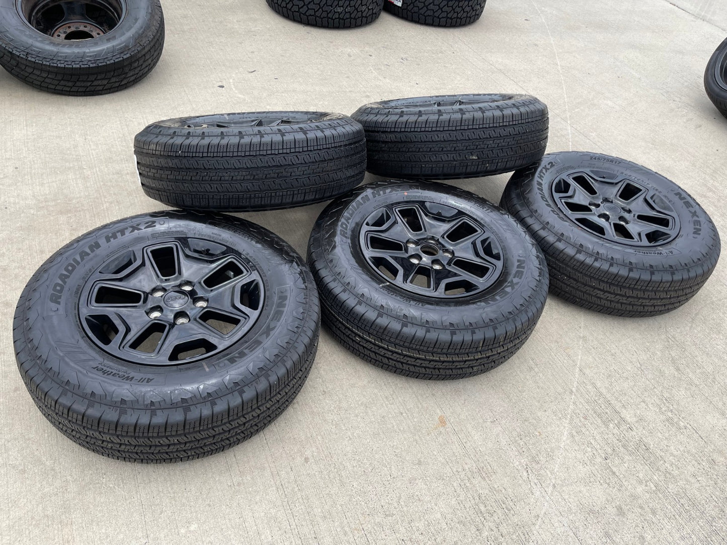 17" Jeep Wrangler Gladiator OEM wheels rims 9118 black tires NEW