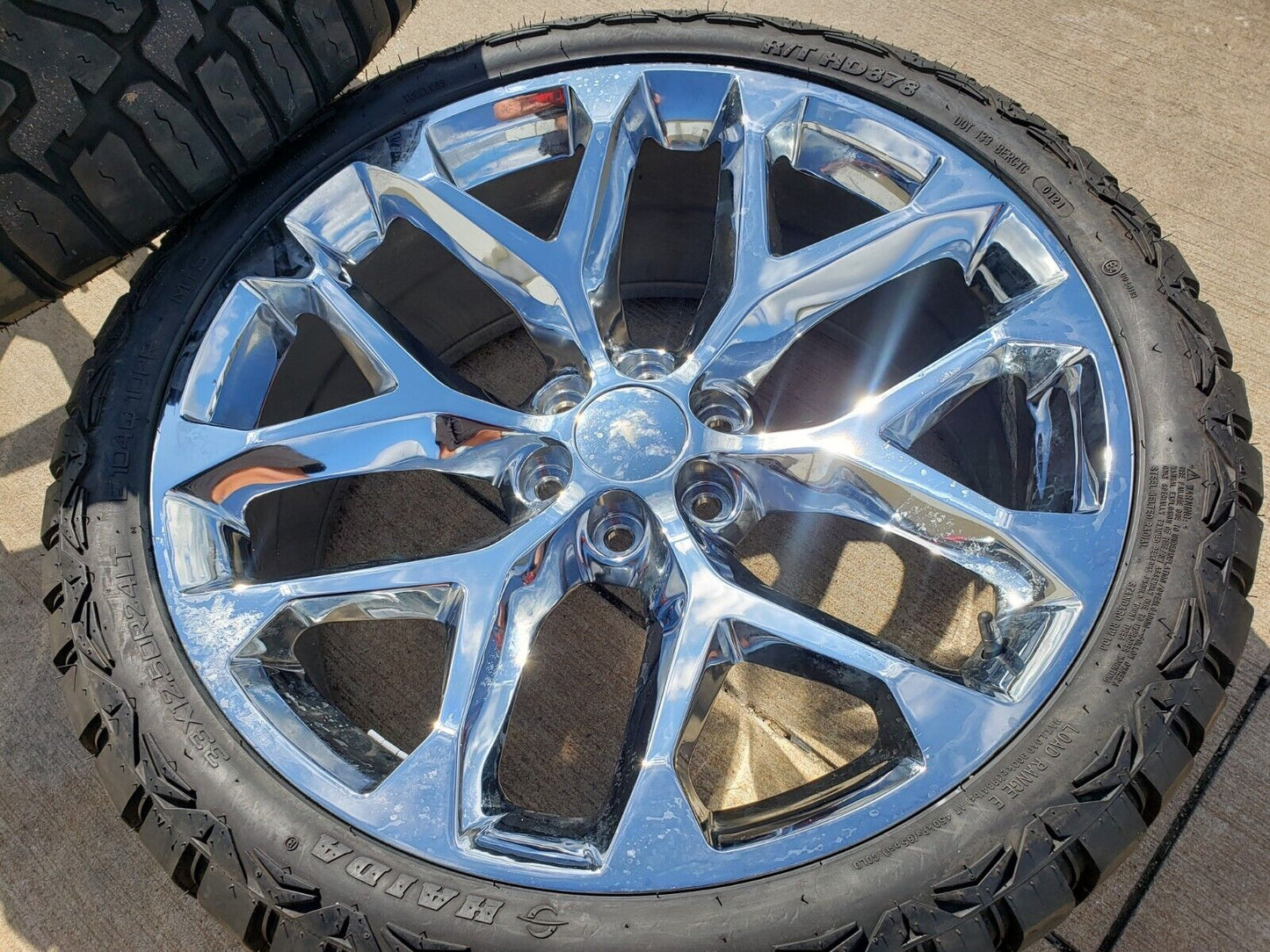 24" GMC Yukon Chevy 1500 Tahoe OEM replica wheel rim 5668 spare 2018 2019 2020