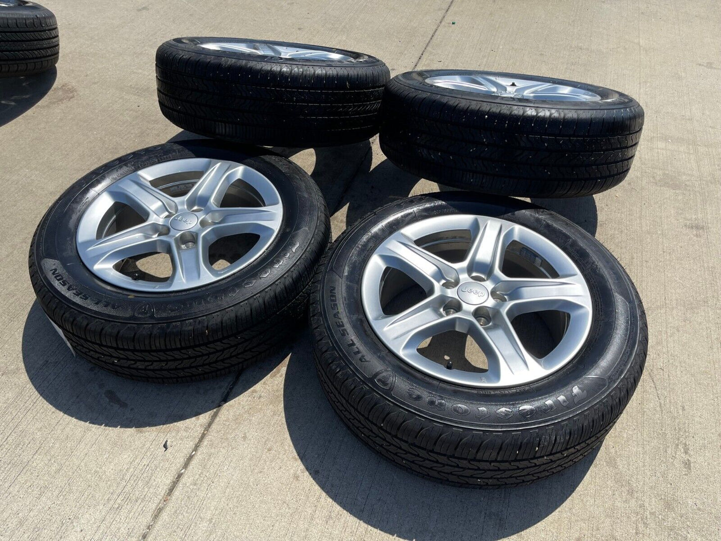 17" Jeep Cherokee Compass wheels rims OEM Renegade tires