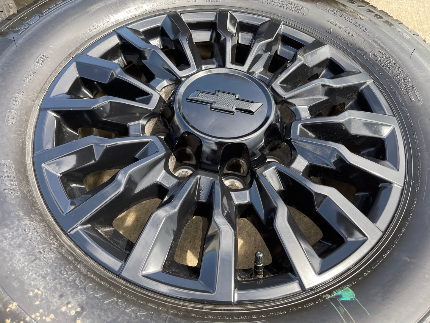 18" Chevy Silverado ALASKAN AT4X 2500 black OEM 14031 wheels rims 2024 2025 NEW