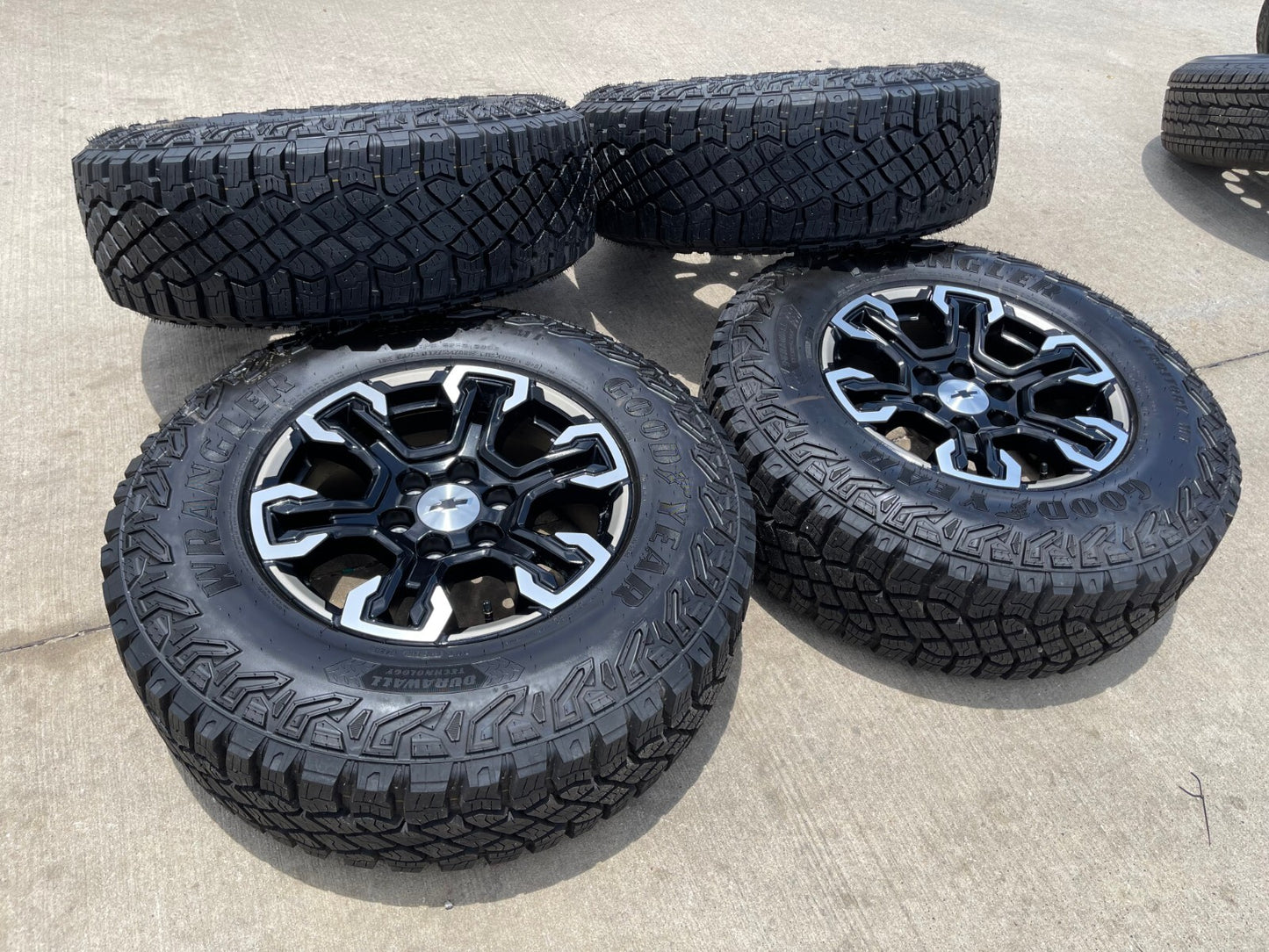 18" Chevy Silverado ZR2 Tahoe GMC Sierra OEM 95415 wheels rims 2025 2026 NEW