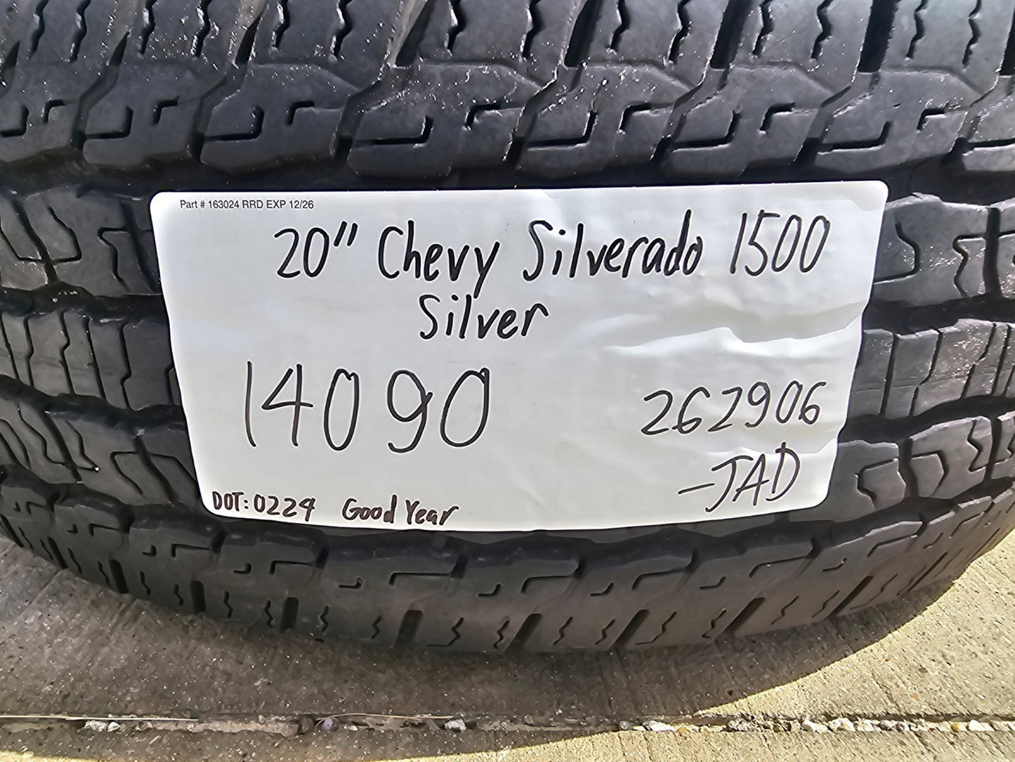 18" Chevy Silverado Suburban Tahoe OEM 14091 wheels rims GMC SET GOODYEAR