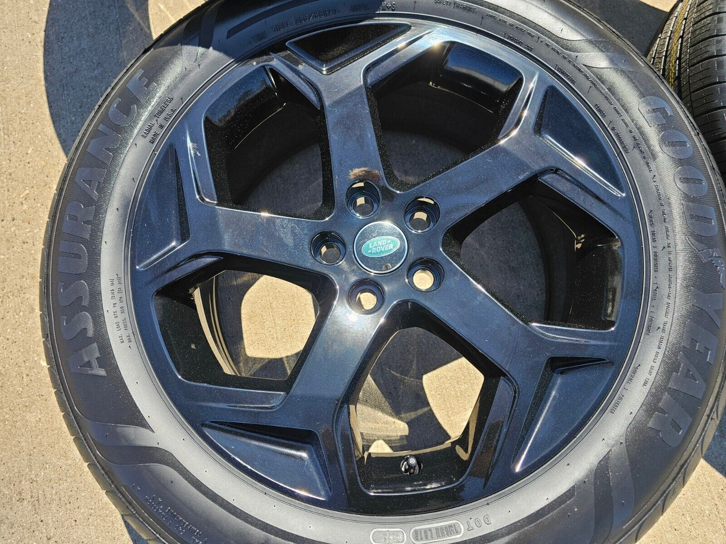 20" Range Land Rover OEM 72310 black wheels rims tires NEW