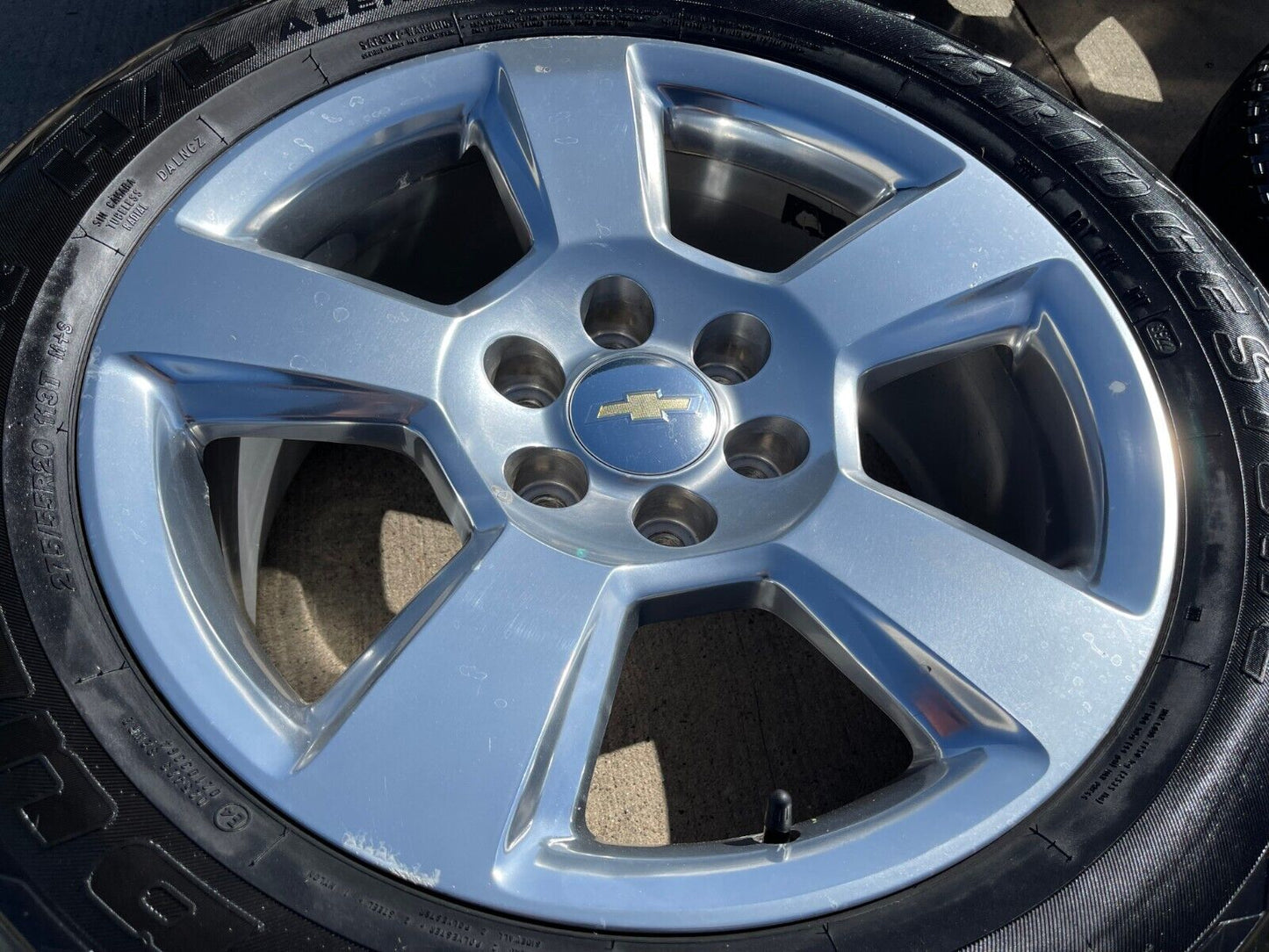 20" Chevy Silverado Tahoe OEM 5652 wheels rims tires BRIDGESTONE