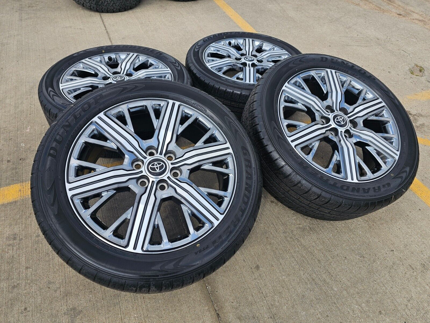 22" Toyota Tundra CAPSTONE OEM wheels rims 75282 95457 Sequoia 2024 2025 NEW