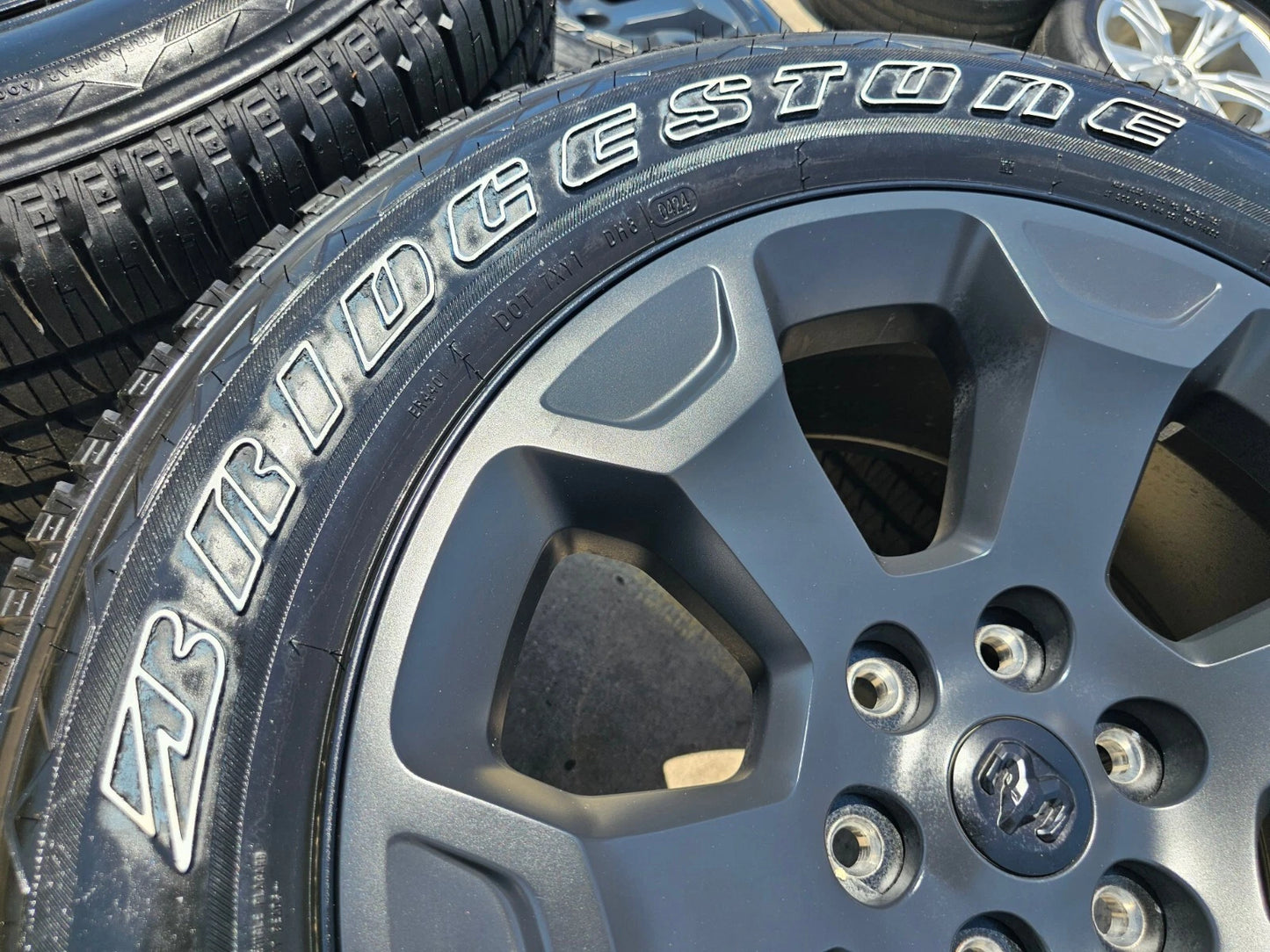 20" Dodge Ram 1500 OEM Laramie Black 2680 wheels rims tires 2024 2025 2026 NEW