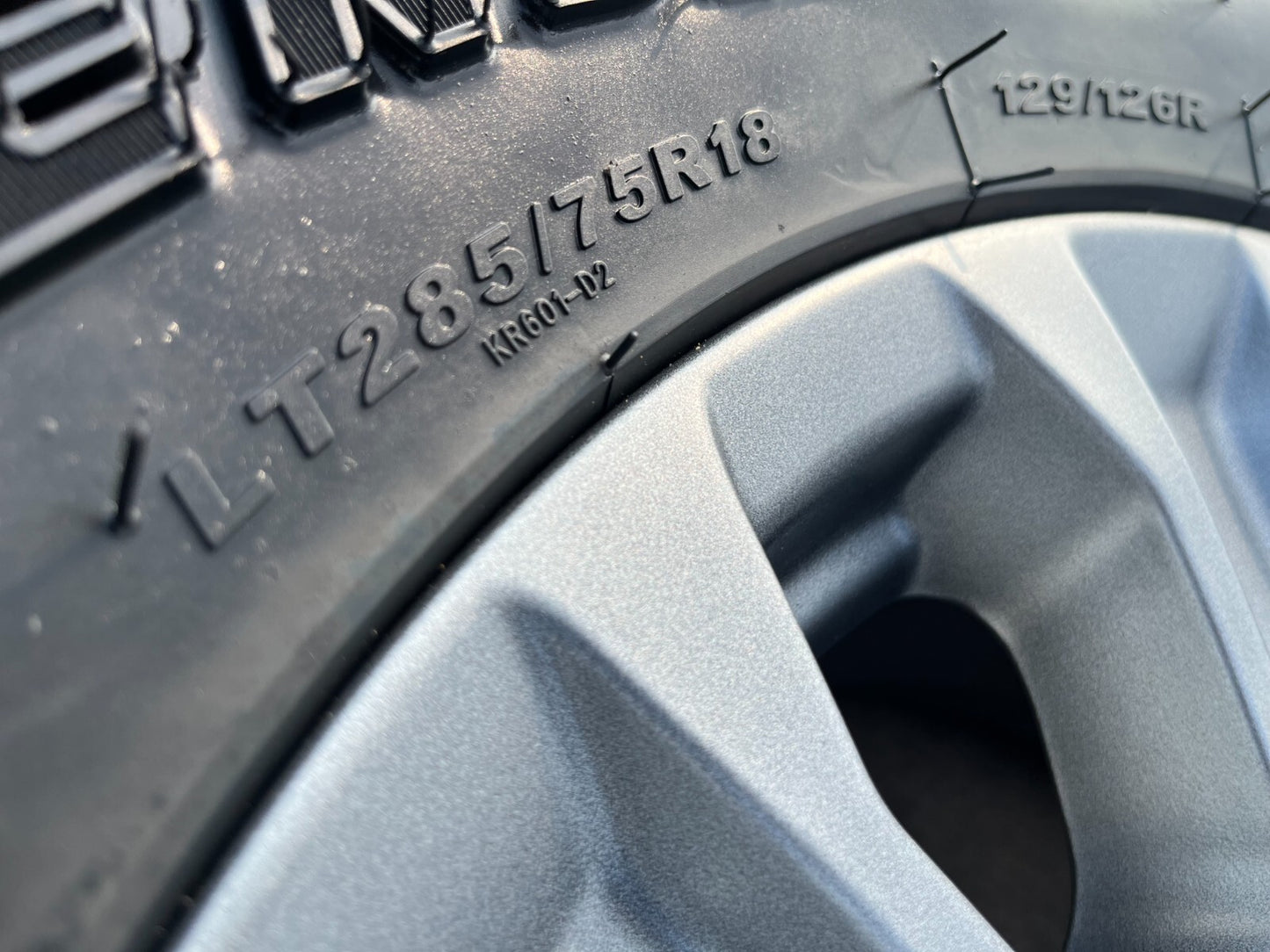 18" Ford F-250 F-350 OEM TREMOR gray rims wheels 10097 tires 2024 2025 NEW 35"