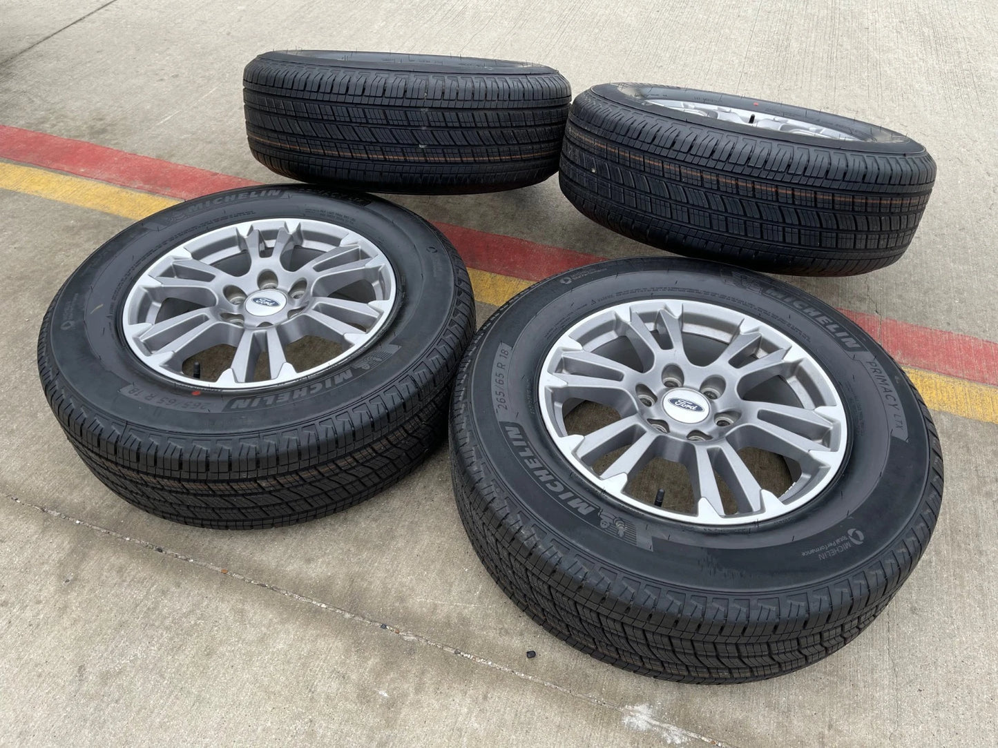 18" Ford F-150 Expedition OEM rims wheels 10001 tires NEW MICHELIN