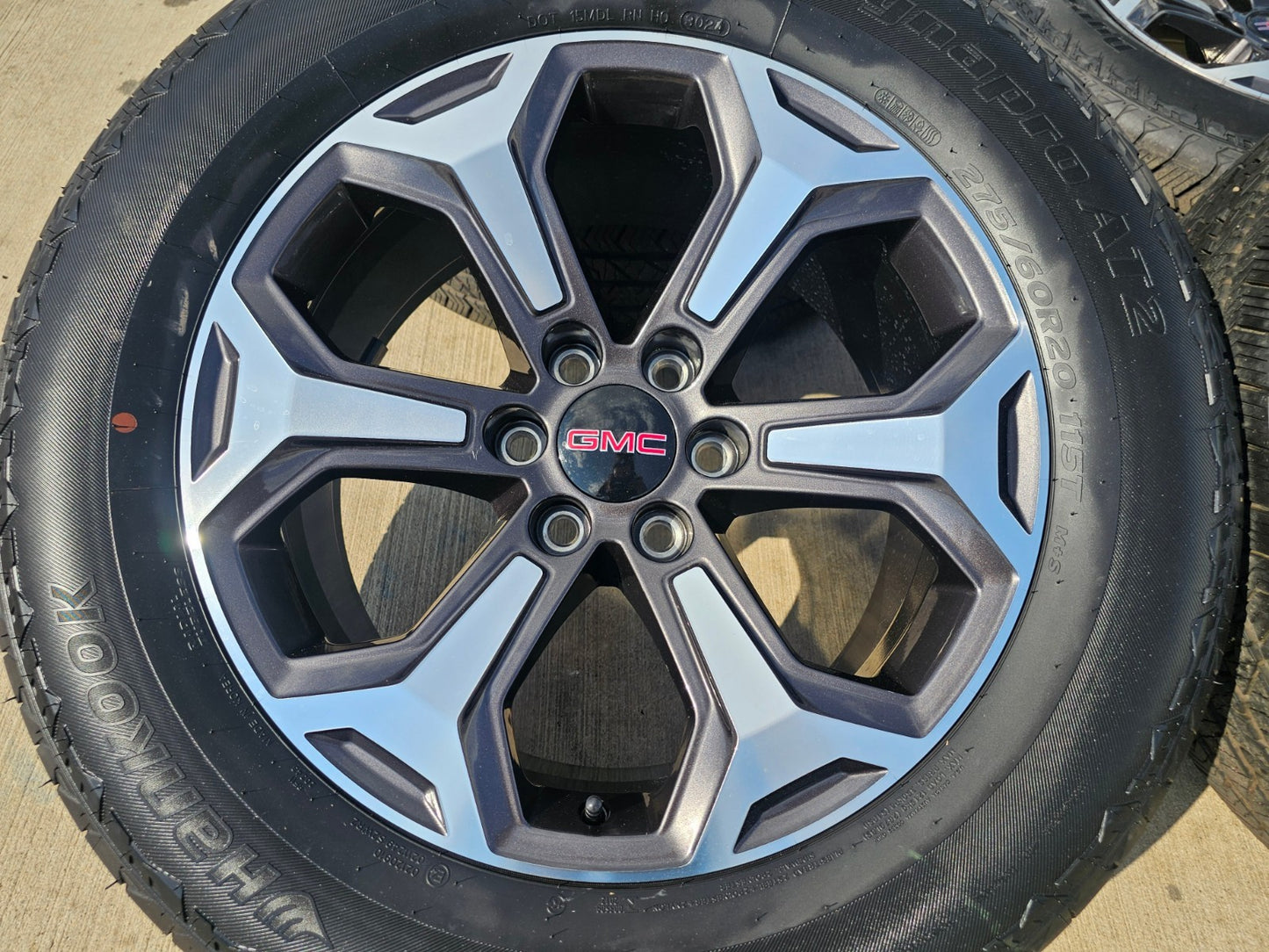 20" GMC Sierra Canyon Chevy Silverado OEM wheels rims 2025 2026 NEW HANKOOK