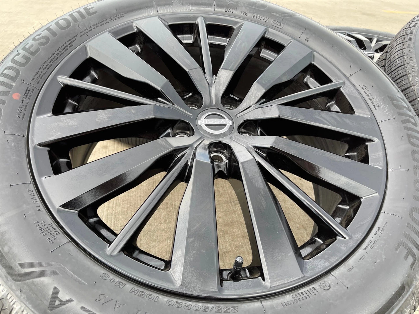 20" Nissan Murano Pathfinder Maxima FX35 FX45 QX60 OEM wheels rims 2024 2025 NEW