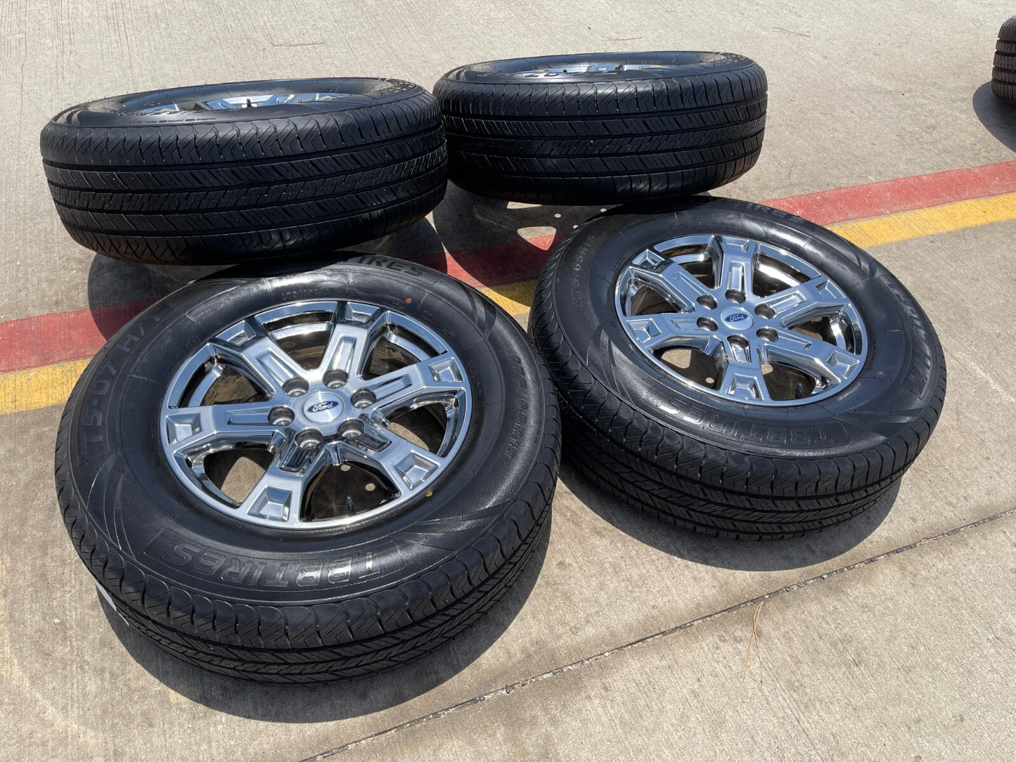 18" Ford F-150 Expedition OEM chrome rims wheels tires