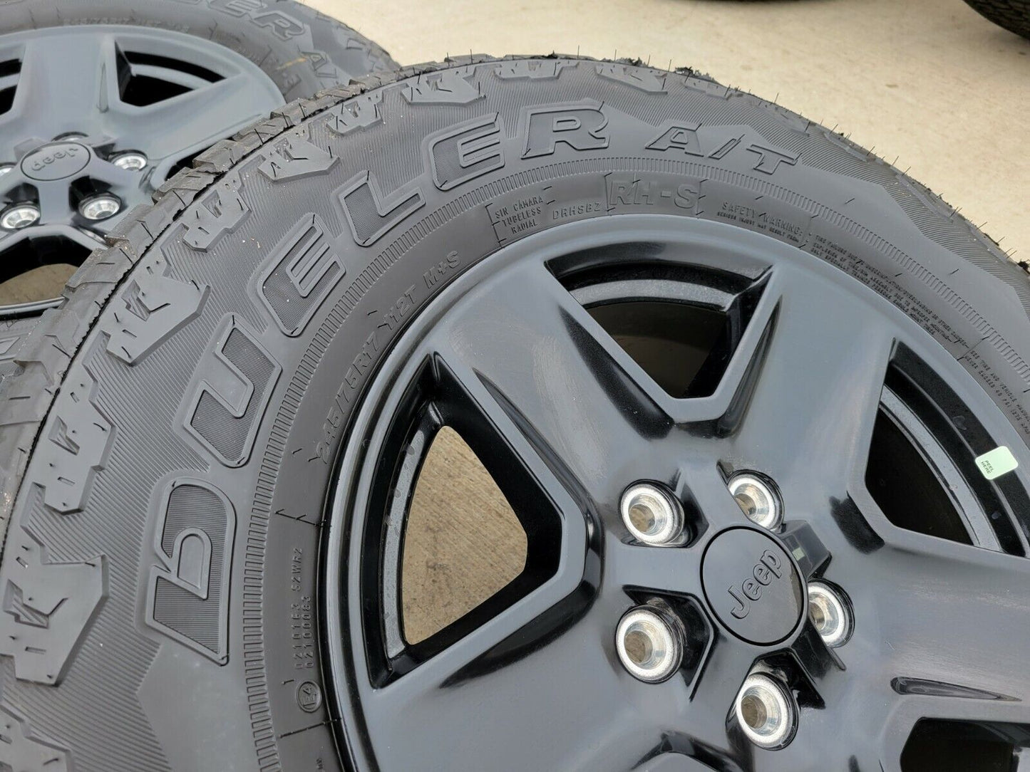 17" Jeep Gladiator BLACK OEM wheels rims 9235 tires Wrangler 2022 2023 2024 NEW