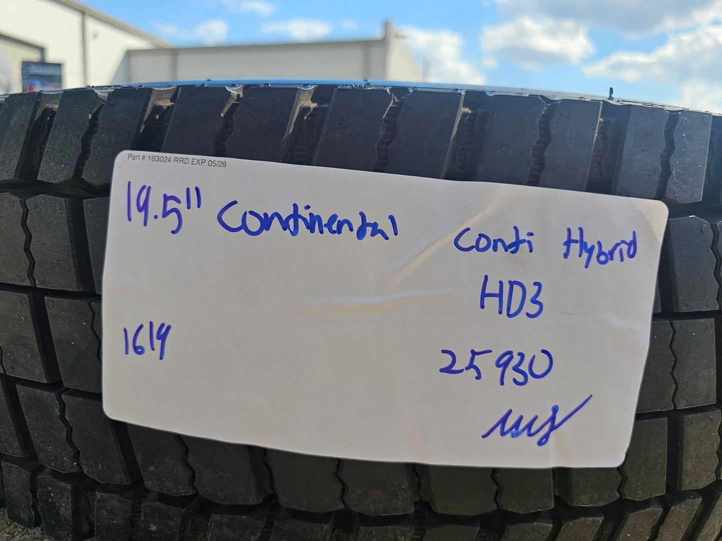 (1) 225/70/19.5 Continental Conti Hybrid HD3 tire 225/70r19.5 LT 14 PLY
