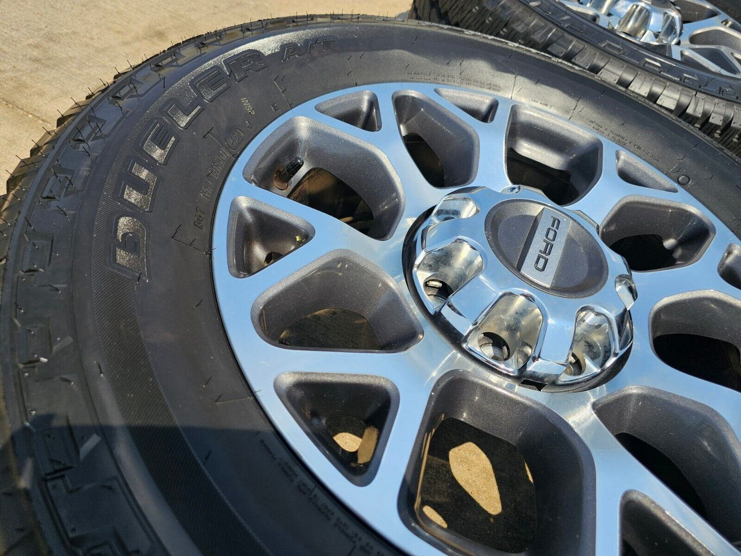 20" Ford F-250 F-350 OEM Lariat wheels rims 10292 tires 2021 2022 2023 2024 2025
