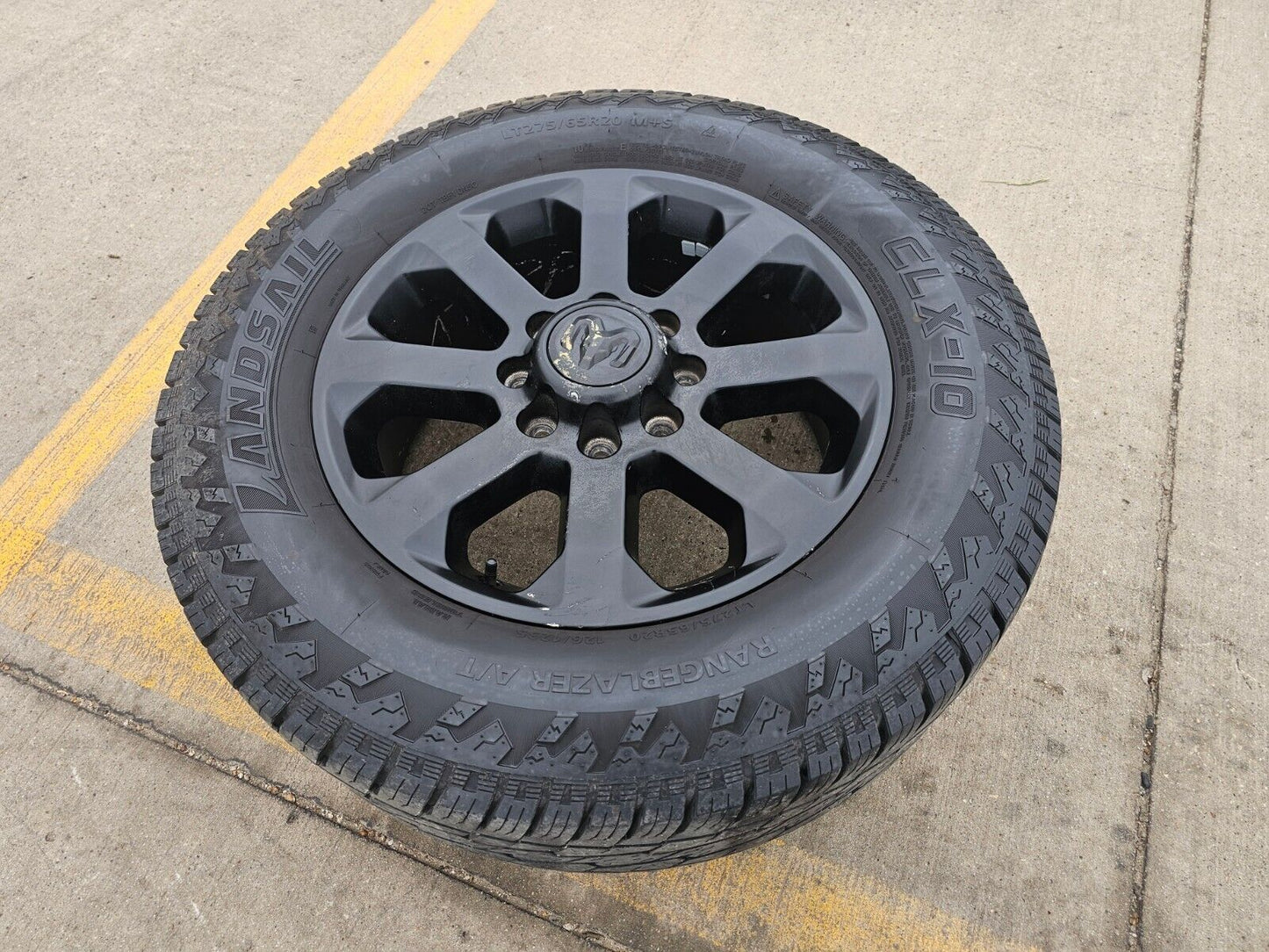 (1) 20" Dodge Ram 2500 3500 LARAMIE OEM 2700 black wheel rim tire spare