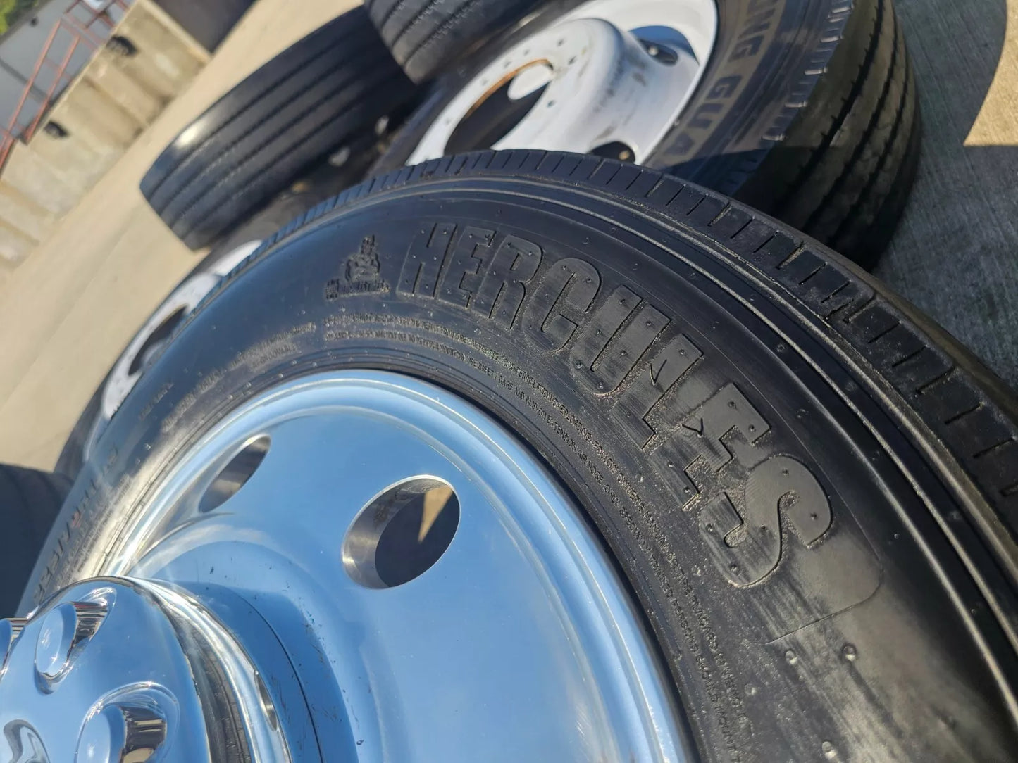 19.5" Ford F-450 Dually F-550 rims wheels RAM 4500 10x225 OEM tires HERCULES