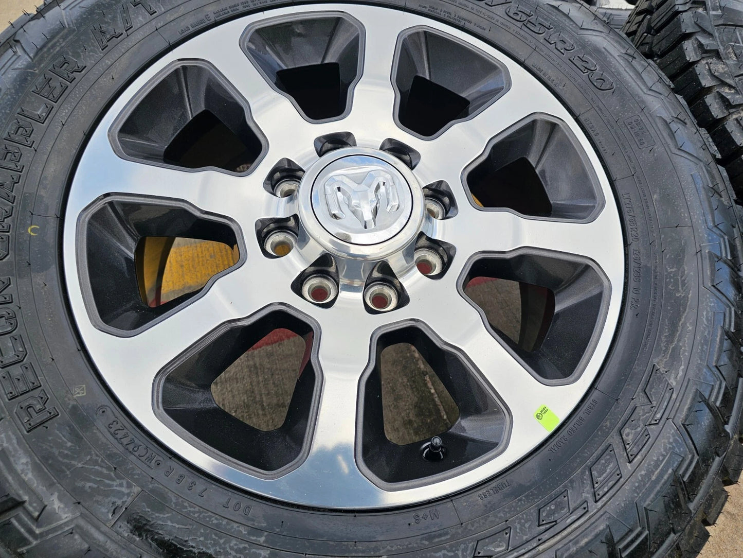20" Dodge Ram 2500 3500 OEM wheels rims 2698 2699 tires 2023 2024 2025 NEW NITTO