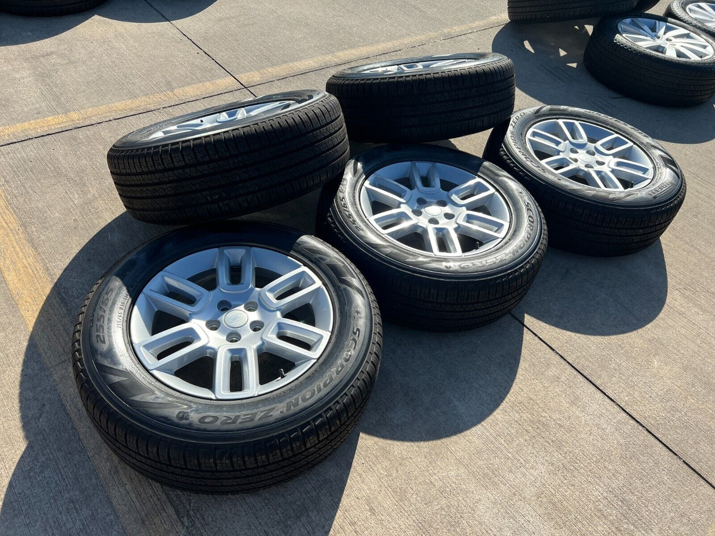 19" Land Rover DEFENDER Range Rover OEM 72350 wheels rims 2023 2024 2025 NEW