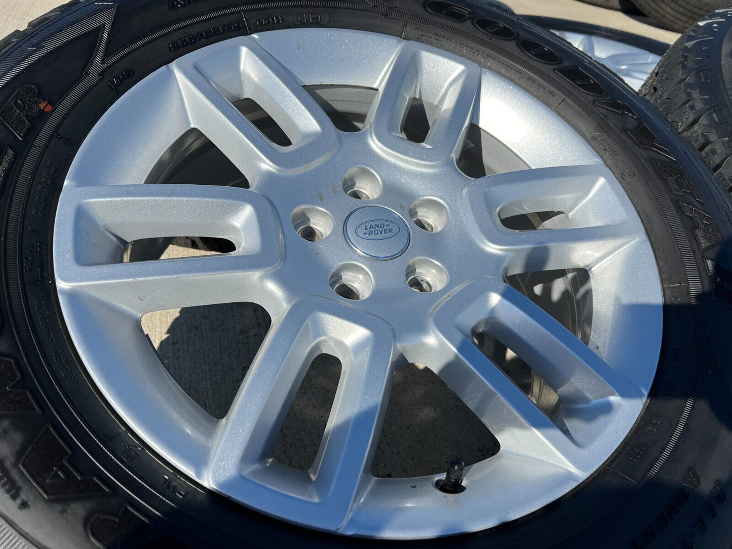 19" Land Rover DEFENDER Range Rover OEM wheels rims 72350 A/T 2023 2024 2025 NEW