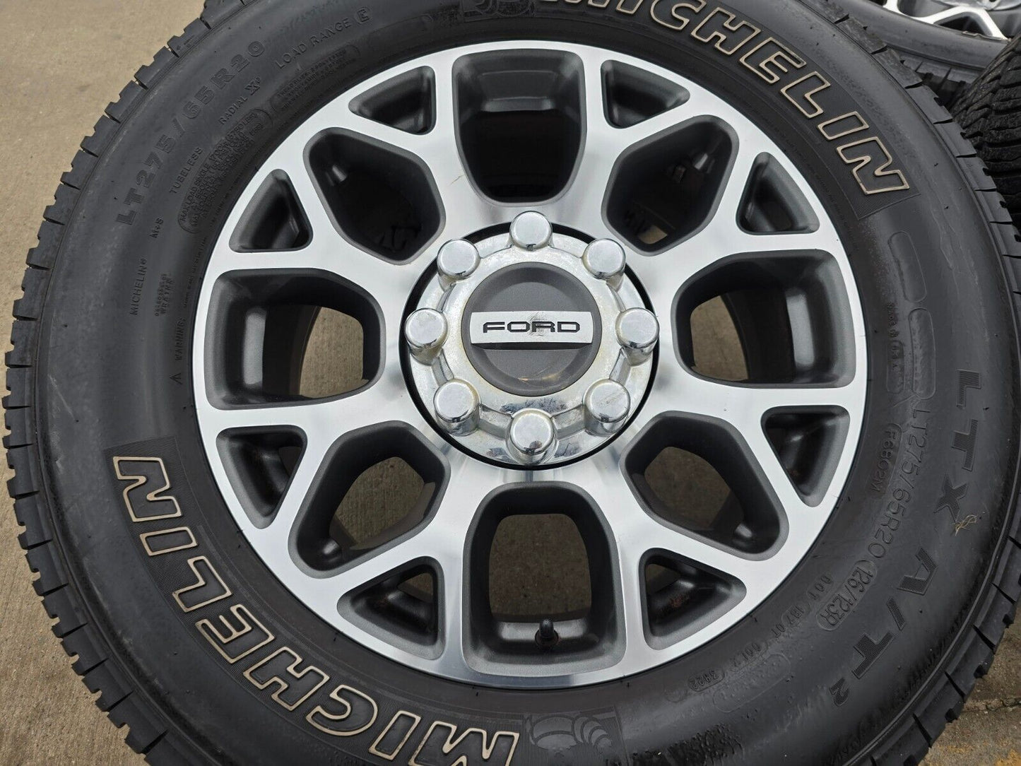 20" Ford F-250 F-350 OEM Lariat wheels rims 10292 tires 2021 2022 2023 2024 2025