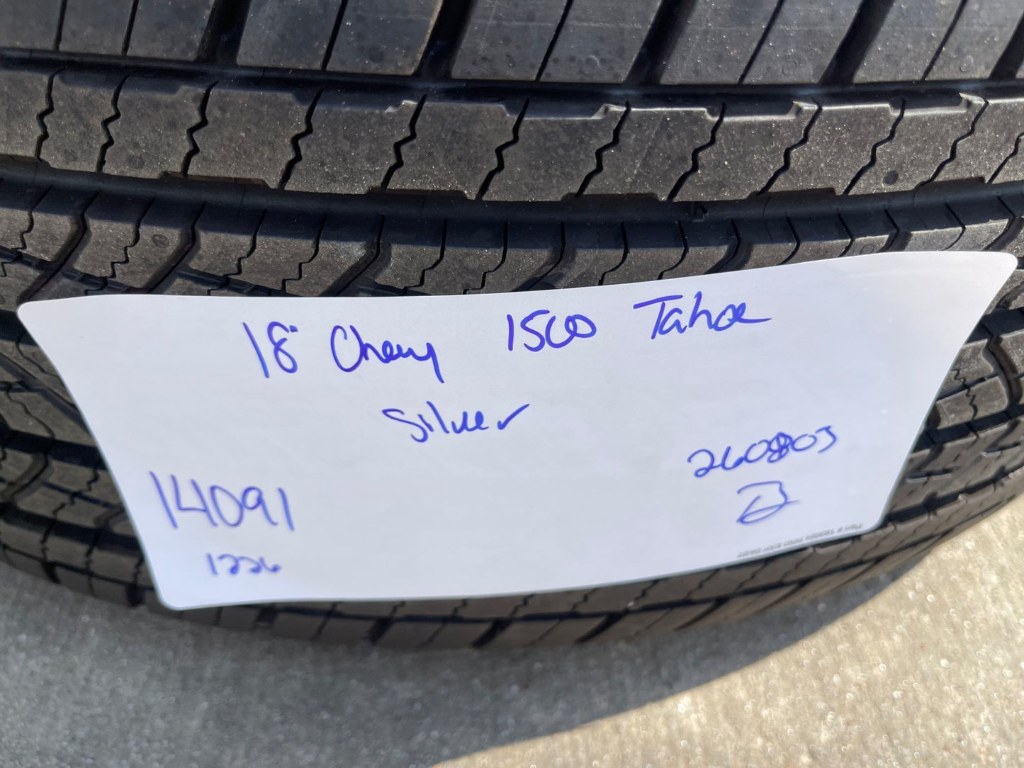 18" Chevy Silverado Suburban Tahoe OEM 14091 wheels rims GMC SET MICHELIN NEW