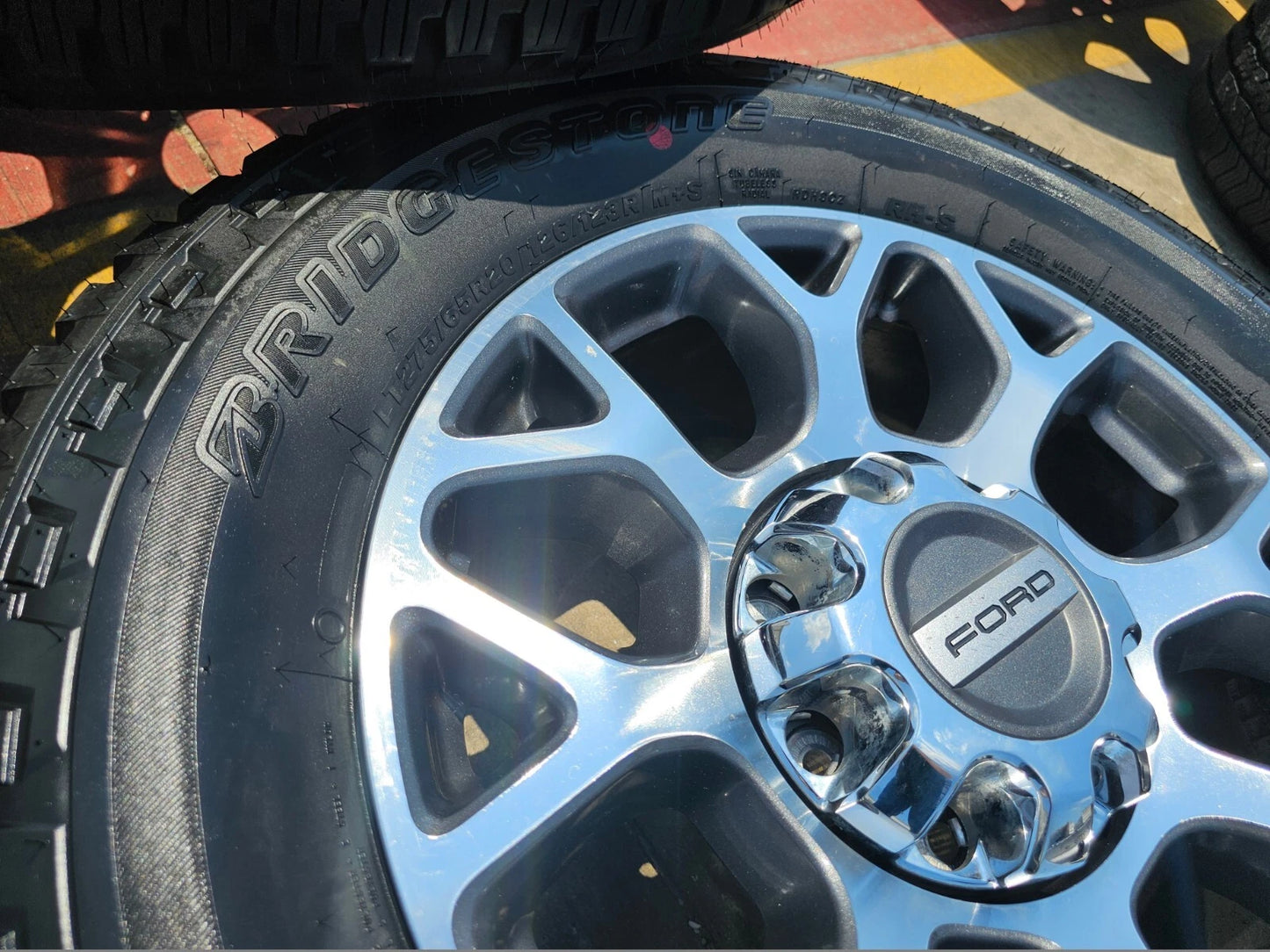 20" Ford F-250 F-350 OEM Lariat wheels rims 10292 tires NEW BRIDGESTONE