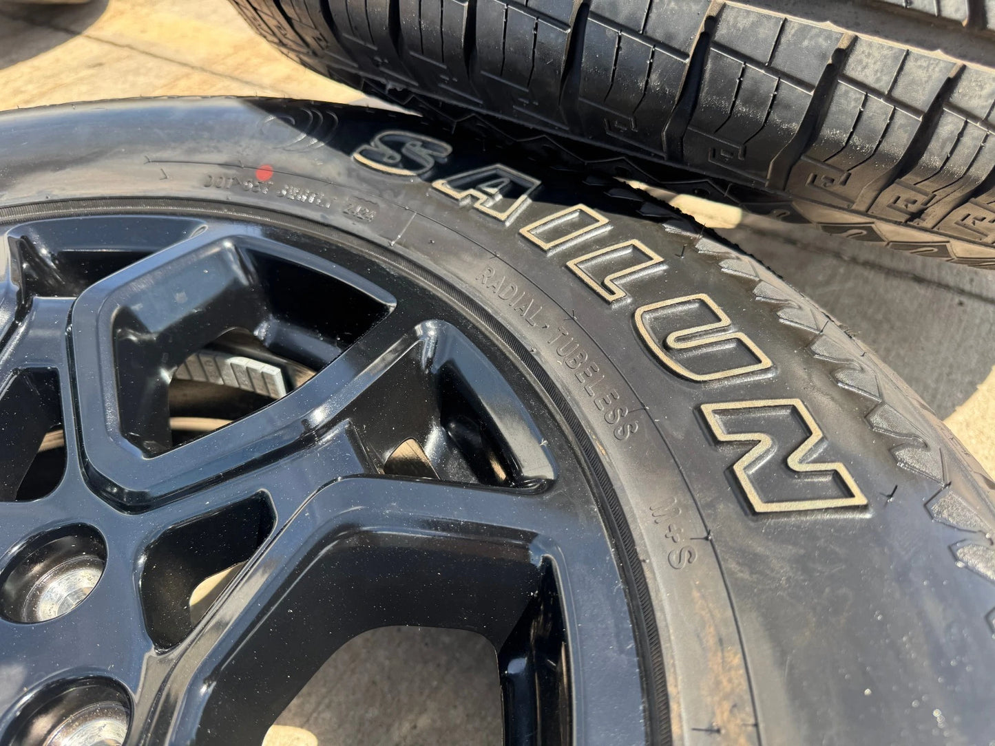18" Ford F-150 OEM rim wheel 95049 10340 Expedition 2022 2023 2024 2025 2026