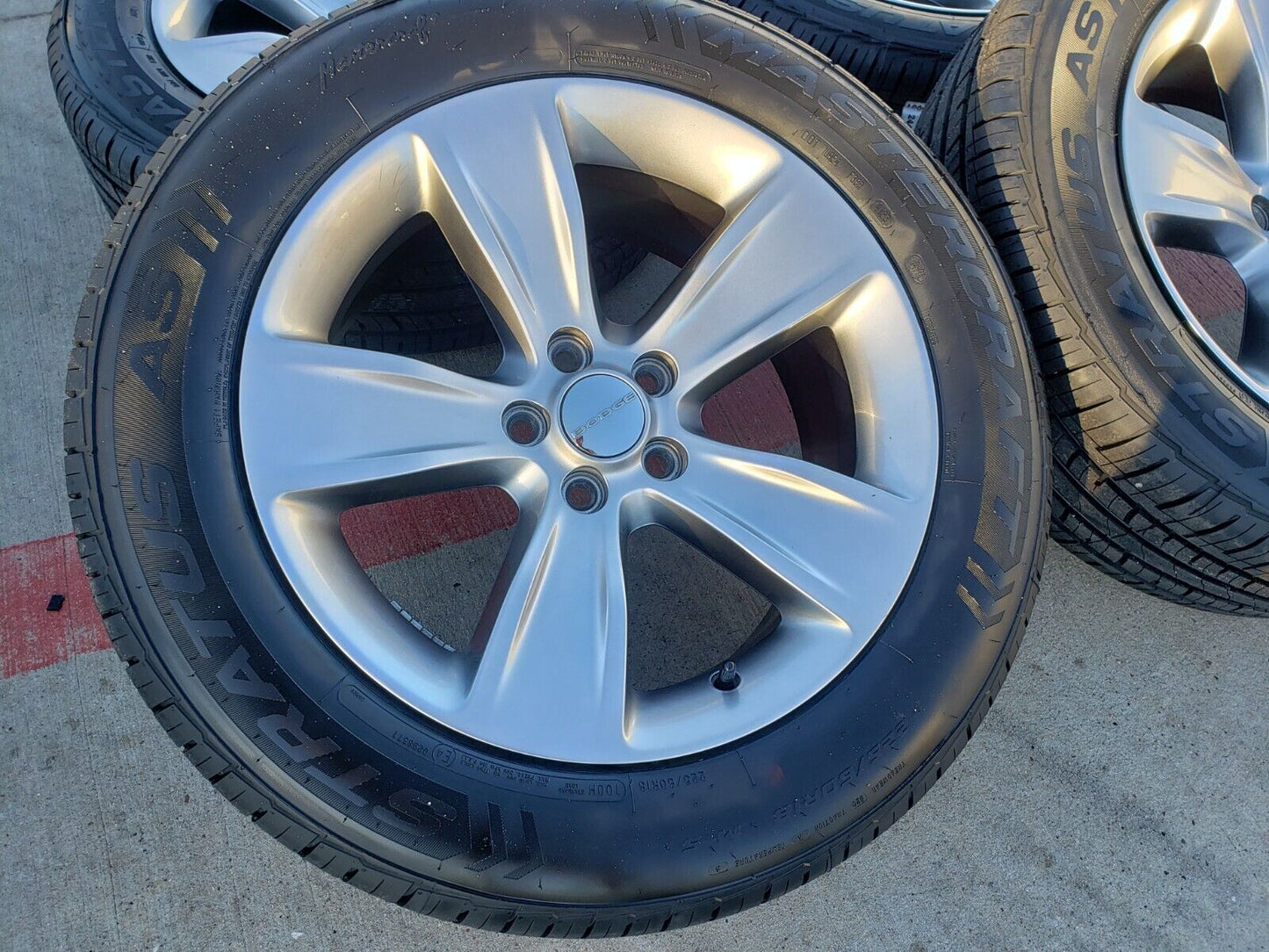 18" Dodge Charger Challenger Chrysler 300 OEM 2521 wheels rims tires NEW