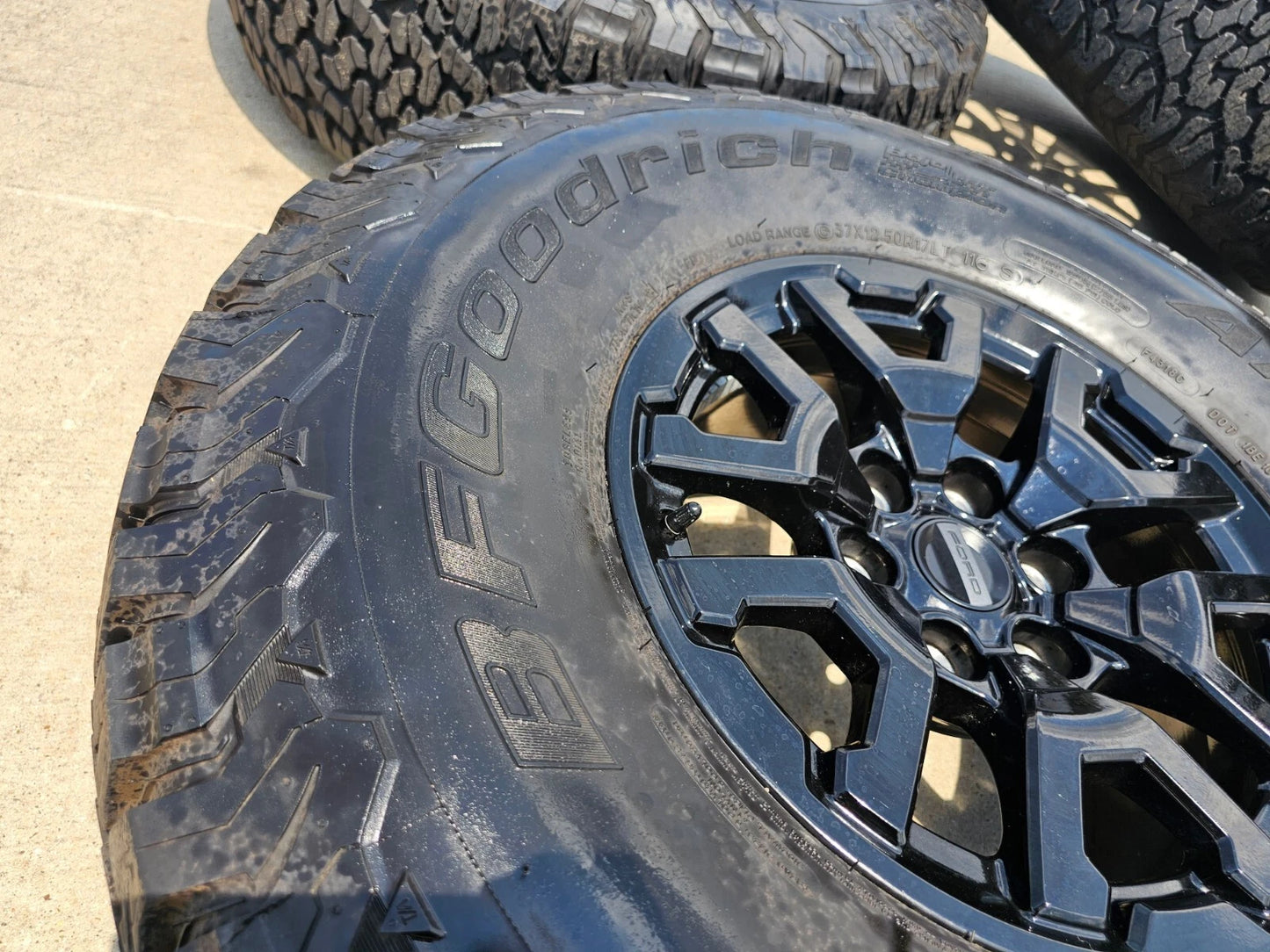 17" Ford F-150 Raptor Bronco OEM rims wheels 10461 tires 37" BFG NEW