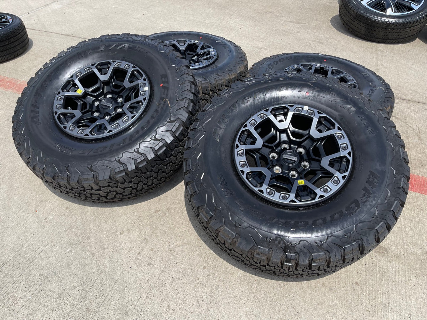 17" Ford F-150 Raptor R OEM BEADLOCK rims wheels 2025 2026 BFG 37" NEW