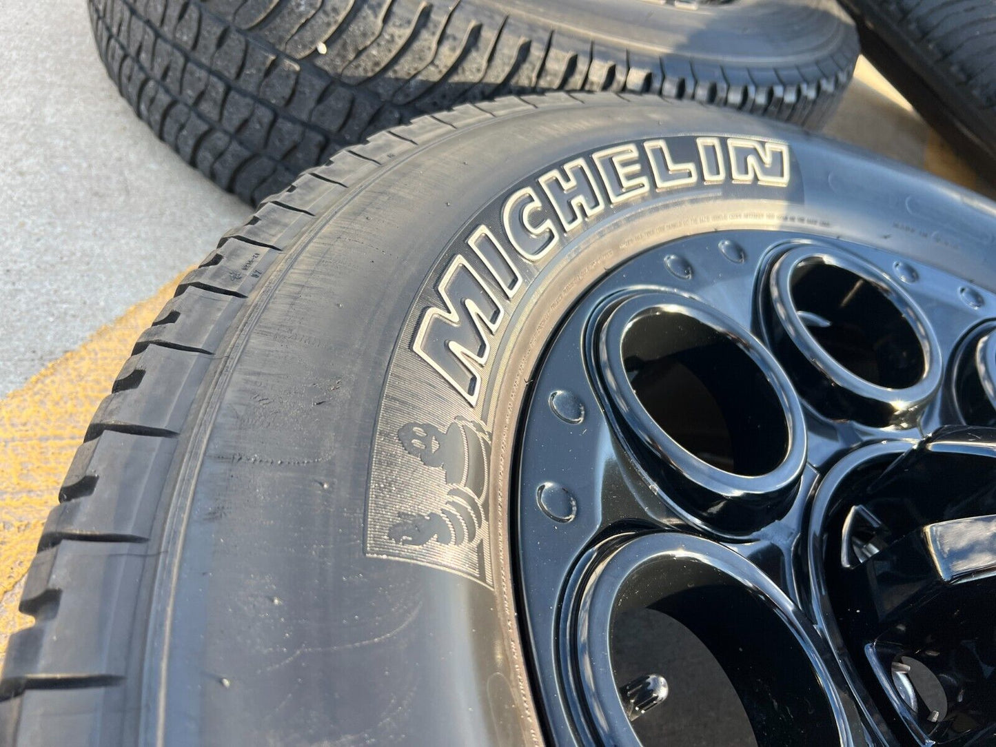 20" Ford F-250 F-350 OEM black TREMOR wheels rims 10299 tires