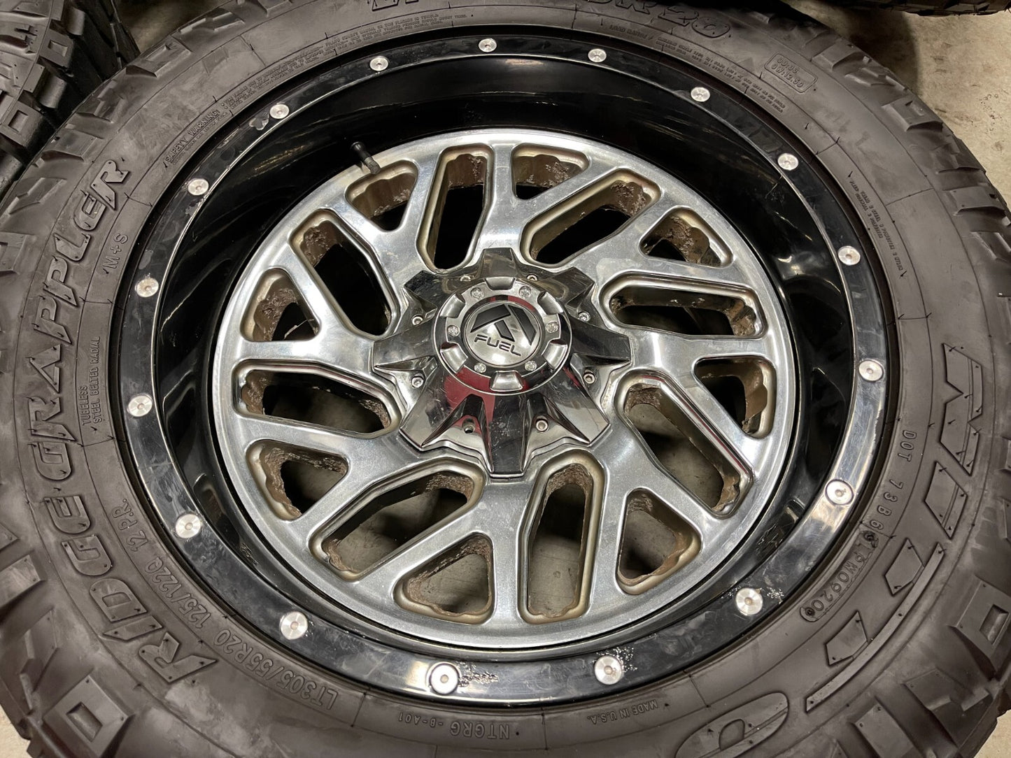 20" Fuel Triton Silverado Ford F-150 RAM Tacoma chrome wheels rims 6x139 6x135