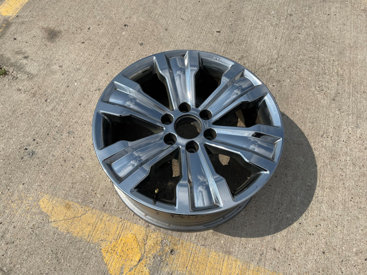 20" Nissan Titan Armada OEM 62753 wheel rim 2017 2018 2019 2020 2021 2023 2024